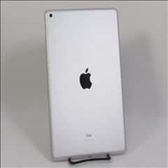 Apple iPad 9th Generation MK2L3LL/A 64GB 10.2'' Wi-Fi Tablet - Silver