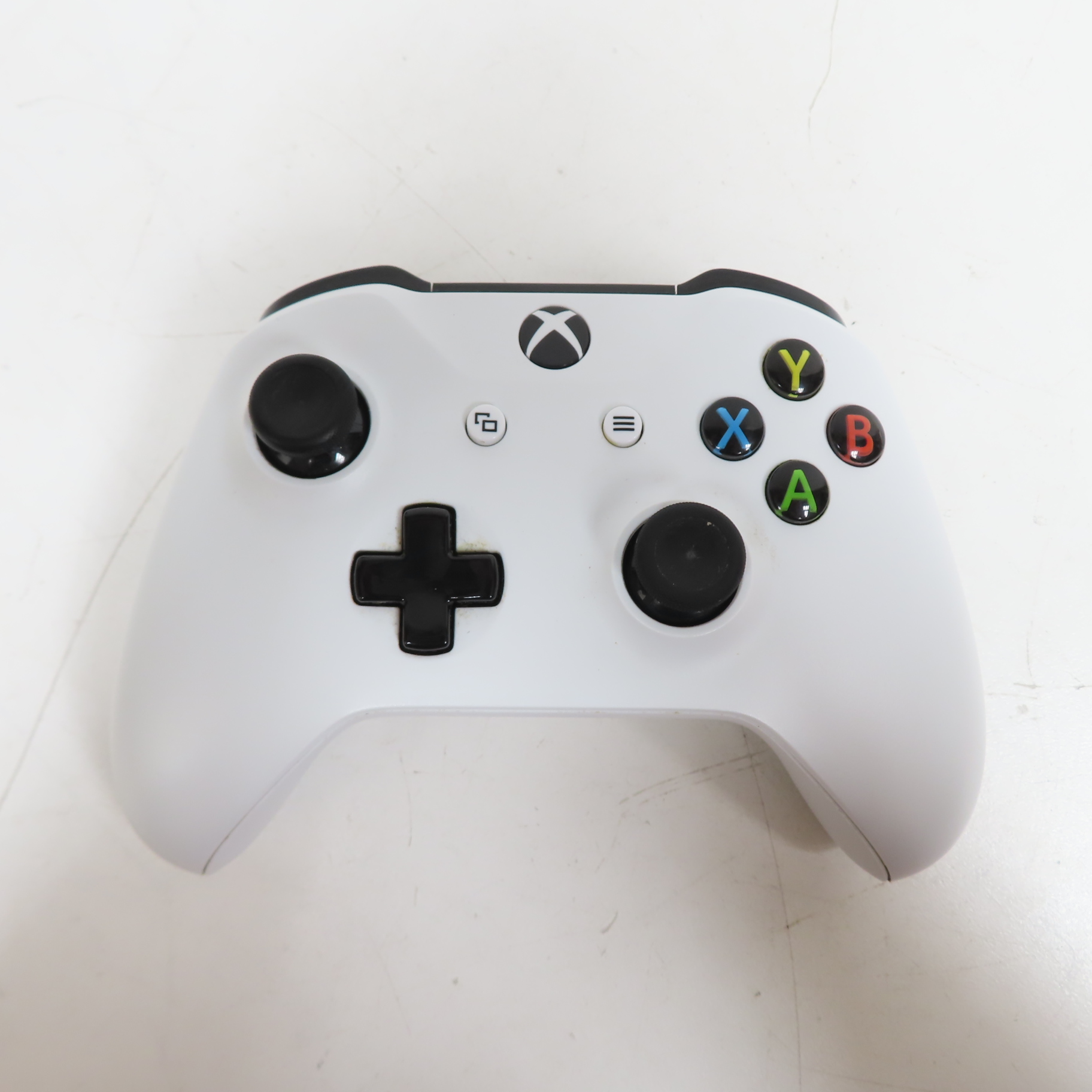 Microsoft 1708 Wireless Controller for Xbox One/PC - White (3176)