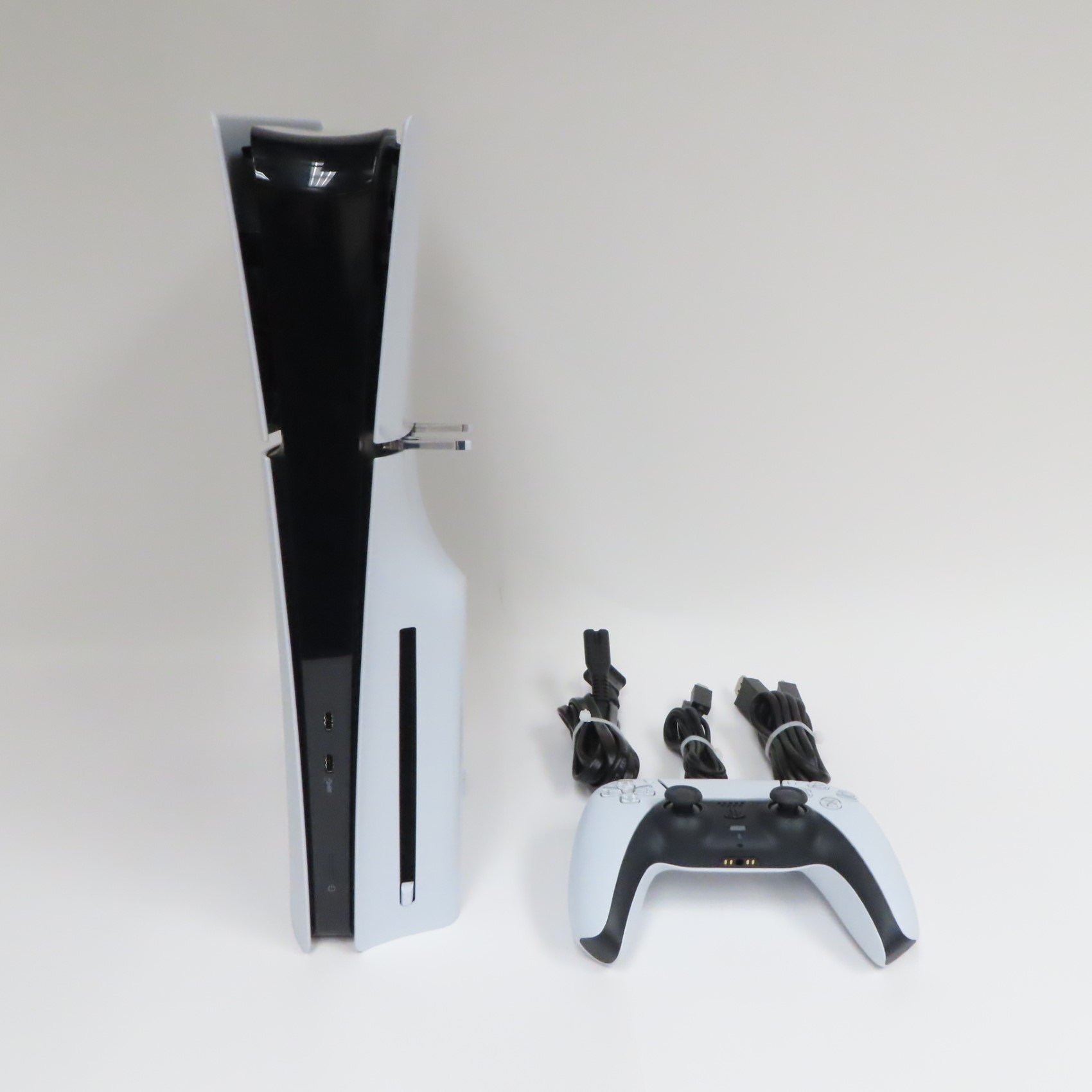 Sony CFI-2015 PlayStation 5 Slim 1TB Video Game Console - White (4095)