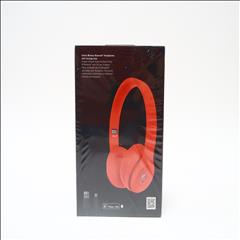 Beats by Dr. Dre Beats Solo³ Wireless deals in (PRODUCT)RED