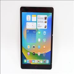 Apple iPad 9th Gen MK2N3LL/A 256GB Wi-Fi Space Gray 10.2