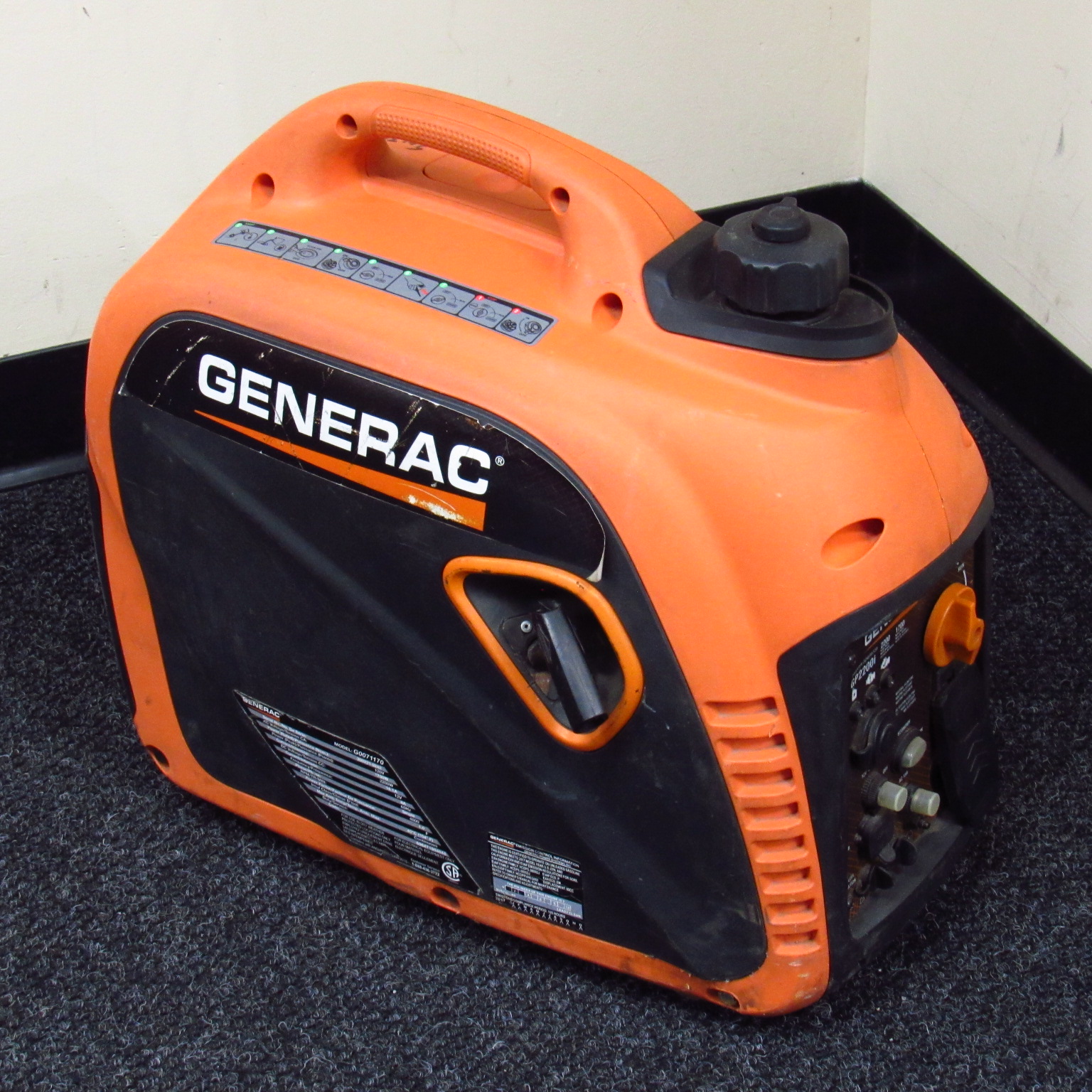 Generac GP2200i G0071170 Gas-Powered Inverter Generator - Local Pick-Up ...