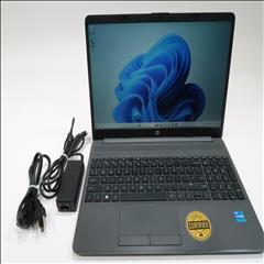 HP 250 G8 Intel Core i5-1135G7 2.40GHZ 16GB RAM 256GB SSD 15.6