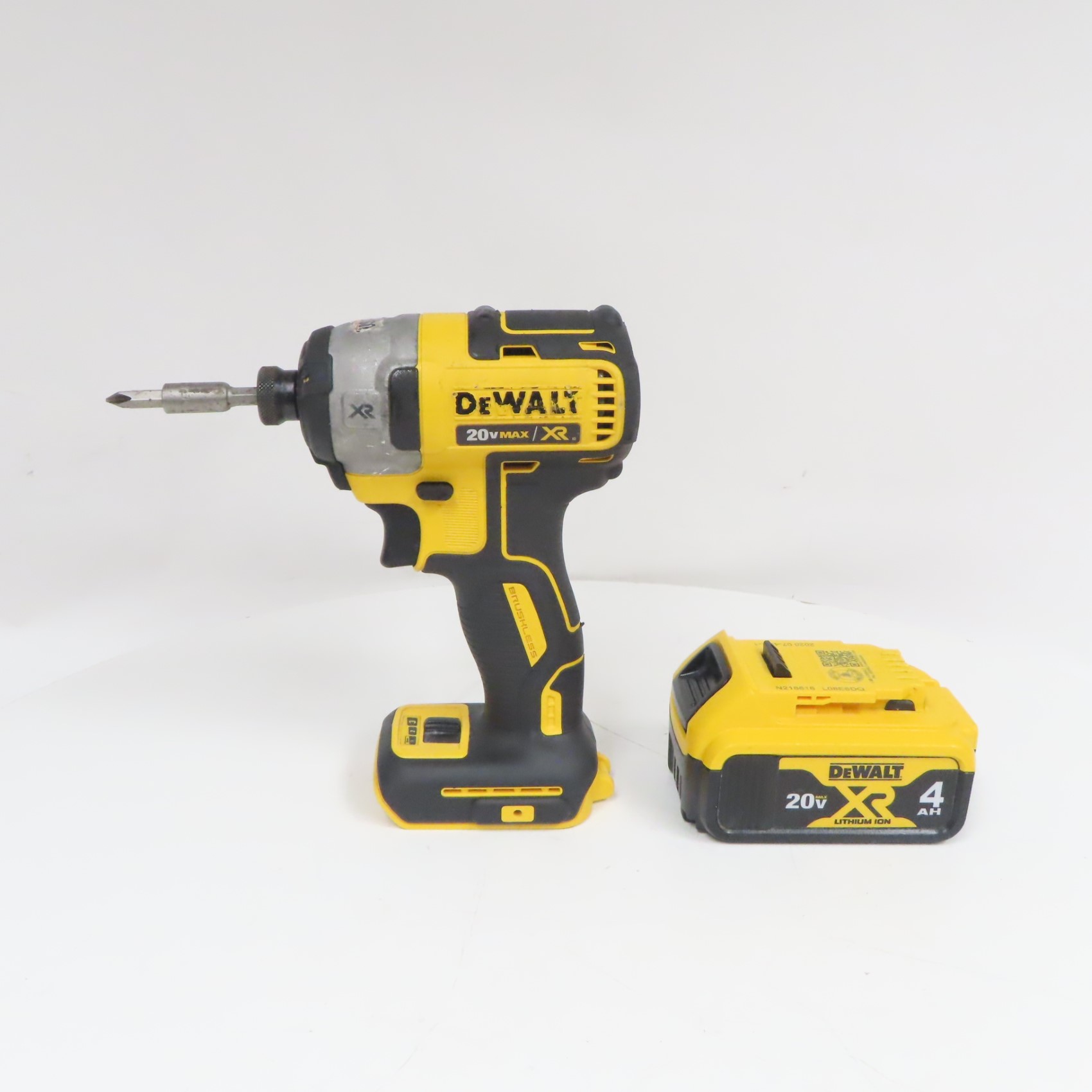 DeWalt DCF887 MAX XR 20V 1/4" Drive Cordless Impact Driver