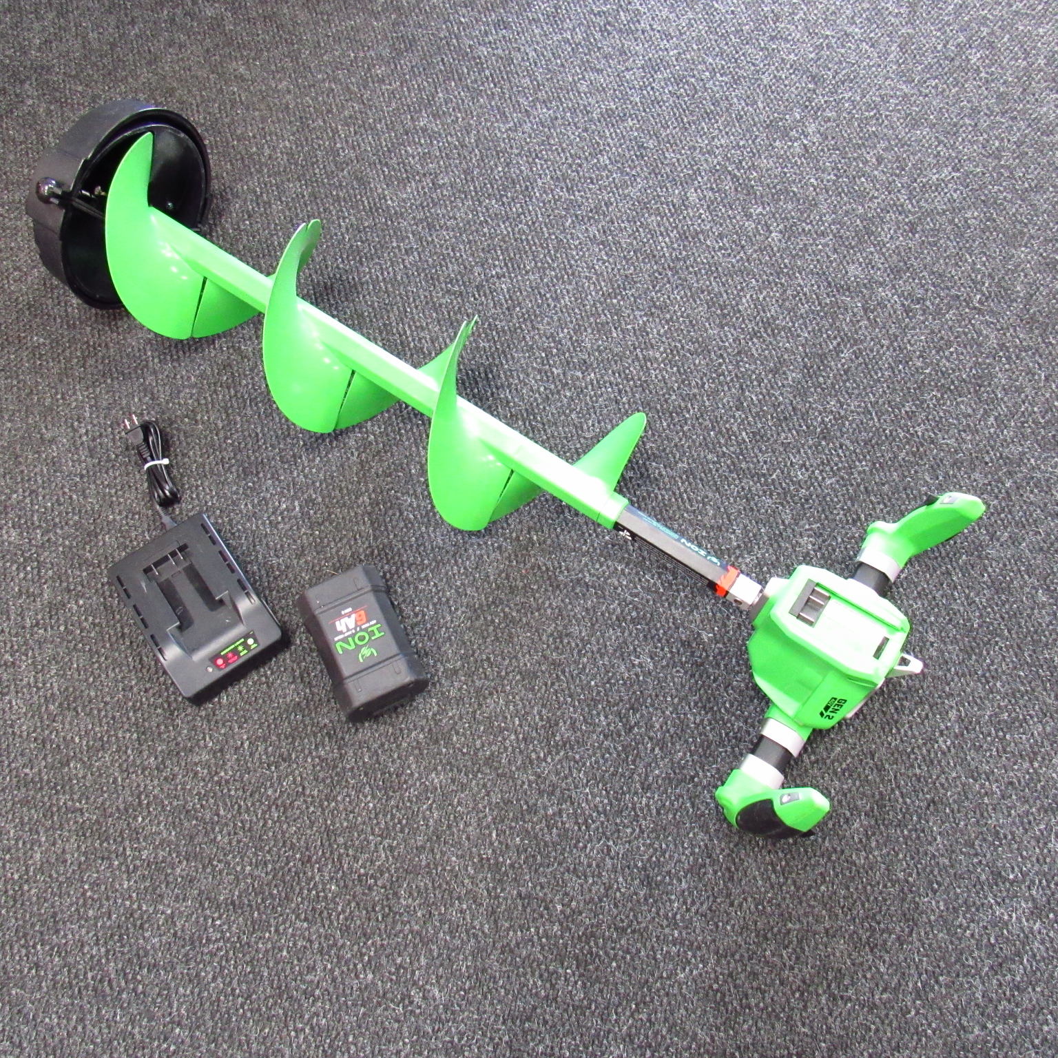 Ion 39400 10'' Electric Ice Fishing Auger Kit Local PickUp Only