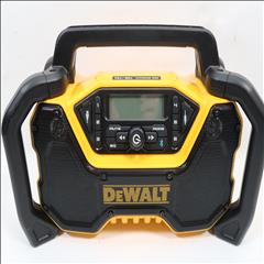 DeWalt DCR028 20V MAX Compact Cordless Bluetooth Radio