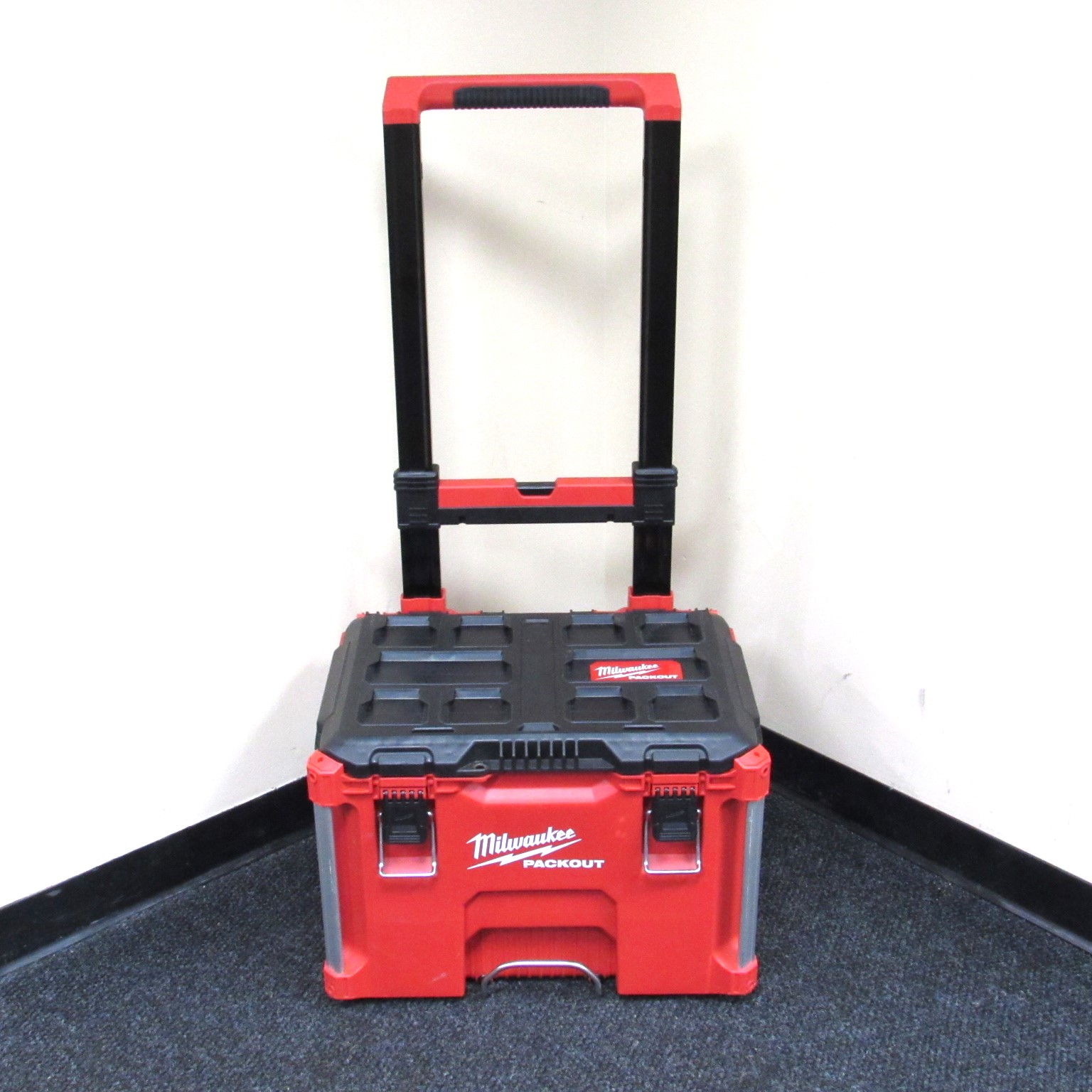 Milwaukee 48228426 PACKOUT Rolling Tool Box Local PickUp Only
