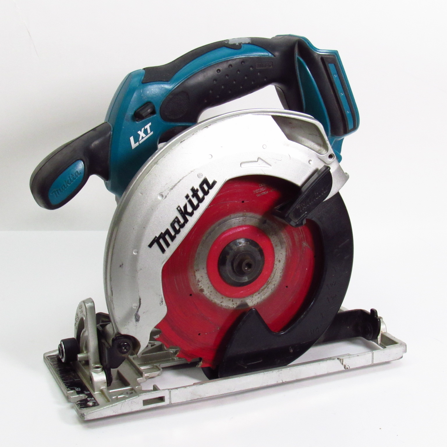 Makita XSS02 18V Cordless 61/2'' Circular Saw Tool Only Local Pick