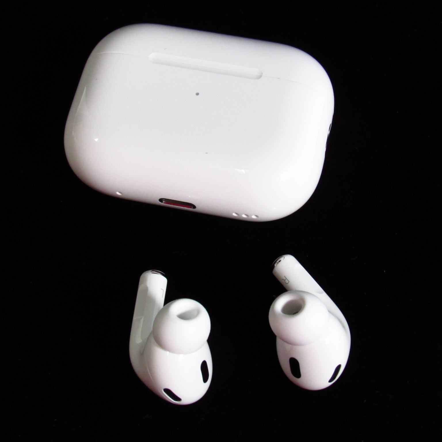 Apple Airpods Pro A A Wireless Bluetooth In Ear Earbuds