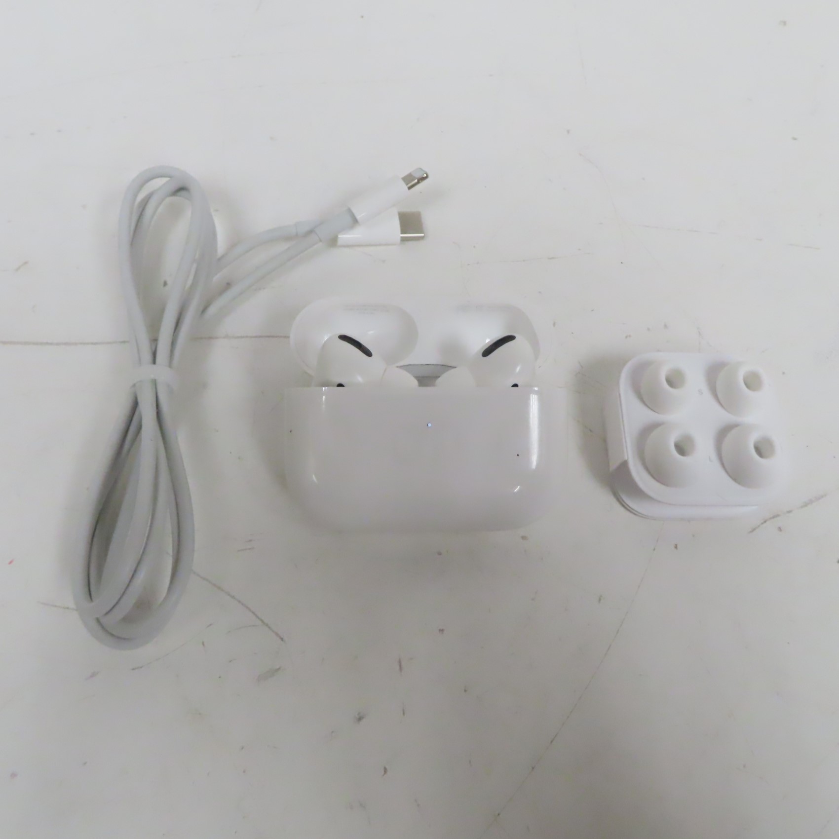 Apple MWP22AM/A AirPods Pro (1st Gen) Wireless Bluetooth Earbuds
