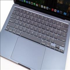 Apple MacBook Air 2024 MRXV3LL/A M3 8GB Unified RAM 256GB SSD 13.6
