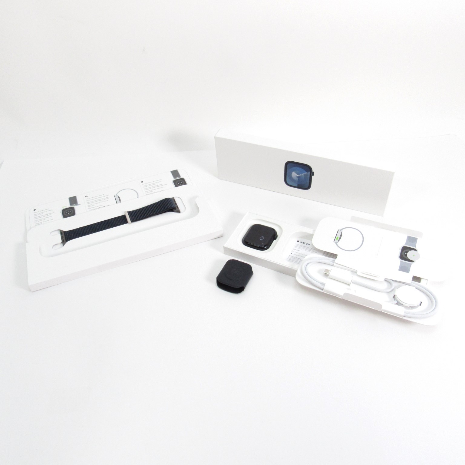 Apple Watch Series 9 MR8Y3LL/A 41mm Midnight GPS Smartwatch