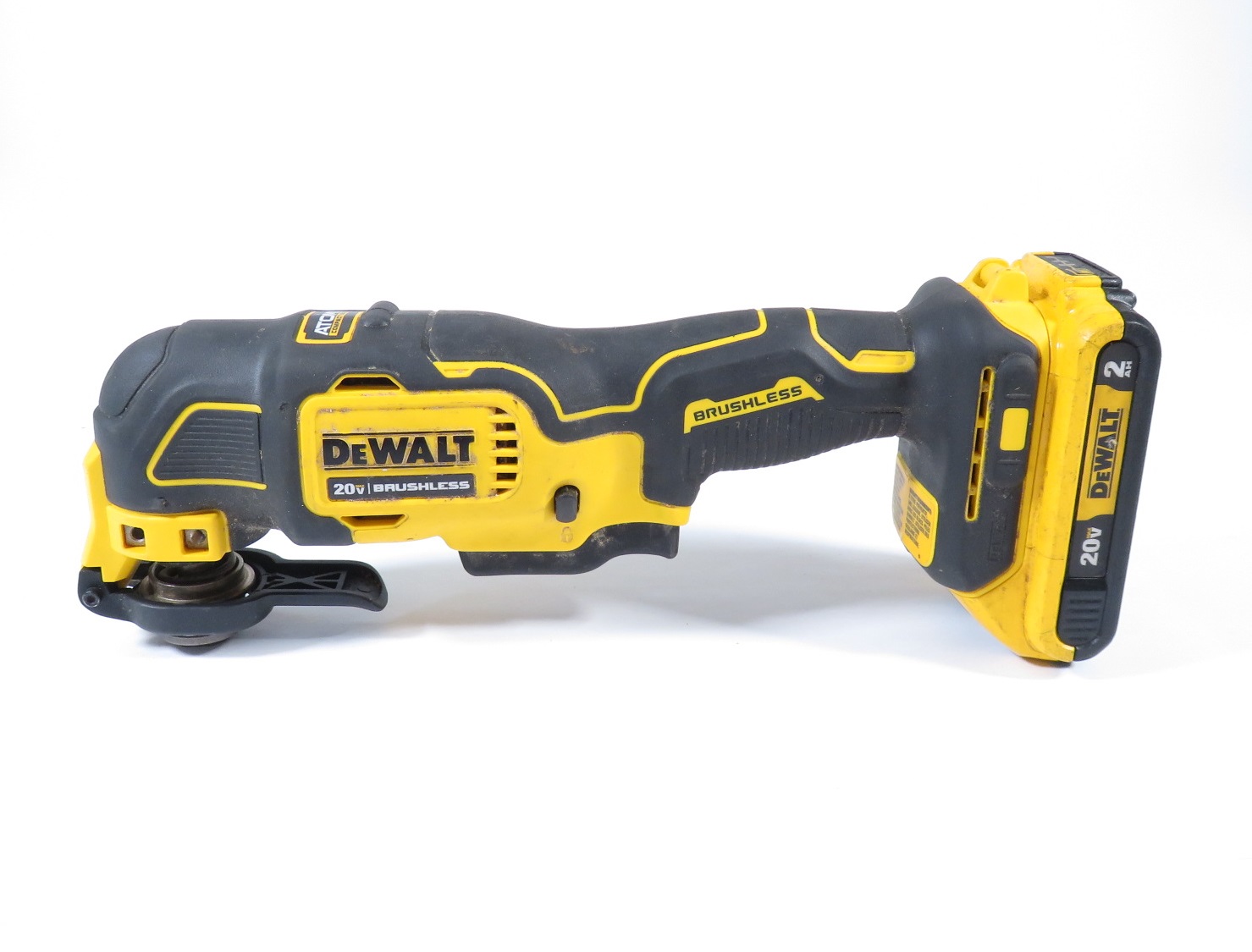 DEWALT DCS354 ATOMIC 20-Volt MAX Cordless Brushless Oscillating Multi-Tool