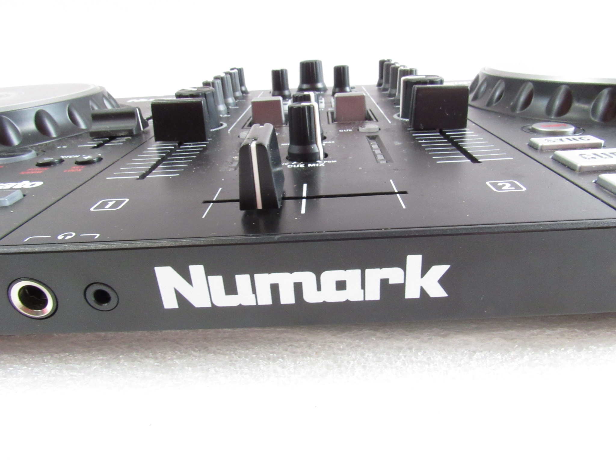 Numark Mixtrack Pro FX 2-Deck DJ Controller