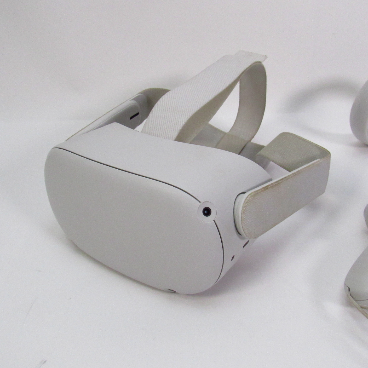 Oculus Quest 2 KW49CM 256GB AllinOne Virtual Reality Headset 3611