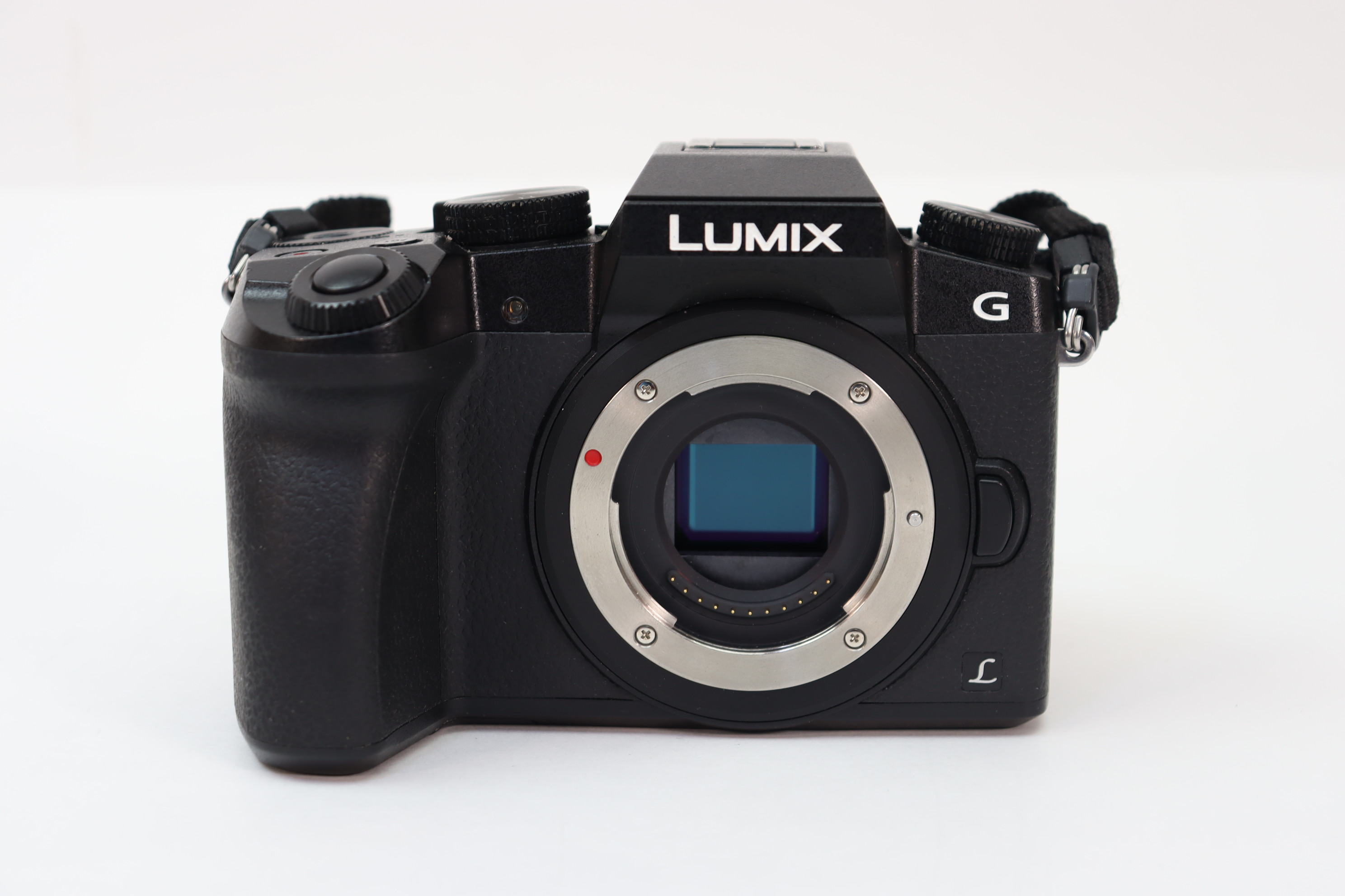 Panasonic Lumix G7 DMCG7 4K Mirrorless Camera