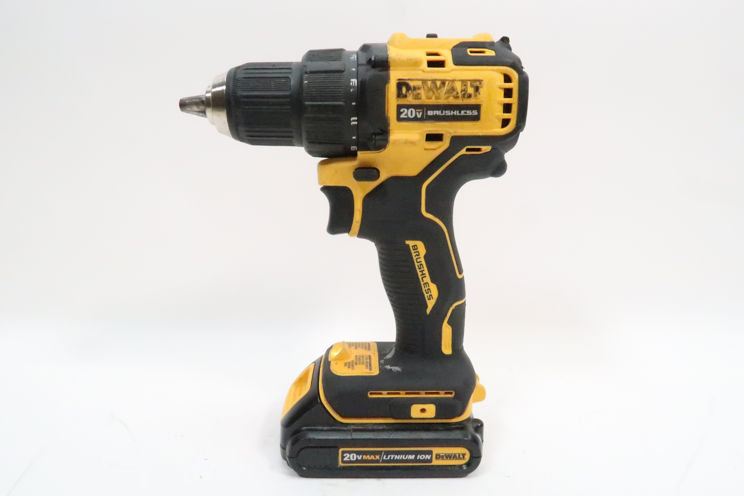 DeWalt DCD708 20V MAX Cordless Brushless Compact 1/2 in. Drill/Driver