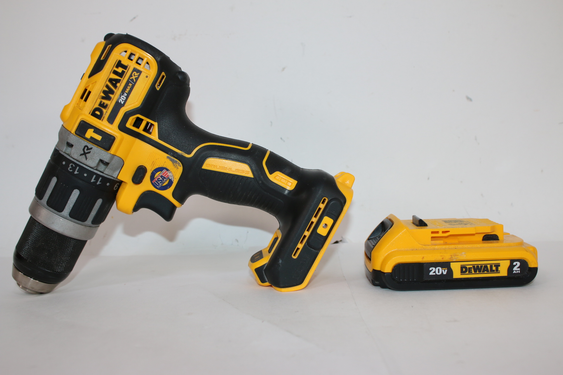 DeWalt DCD796 20V MAX XR Lithium-Ion Brushless Compact Hammer Drill K965