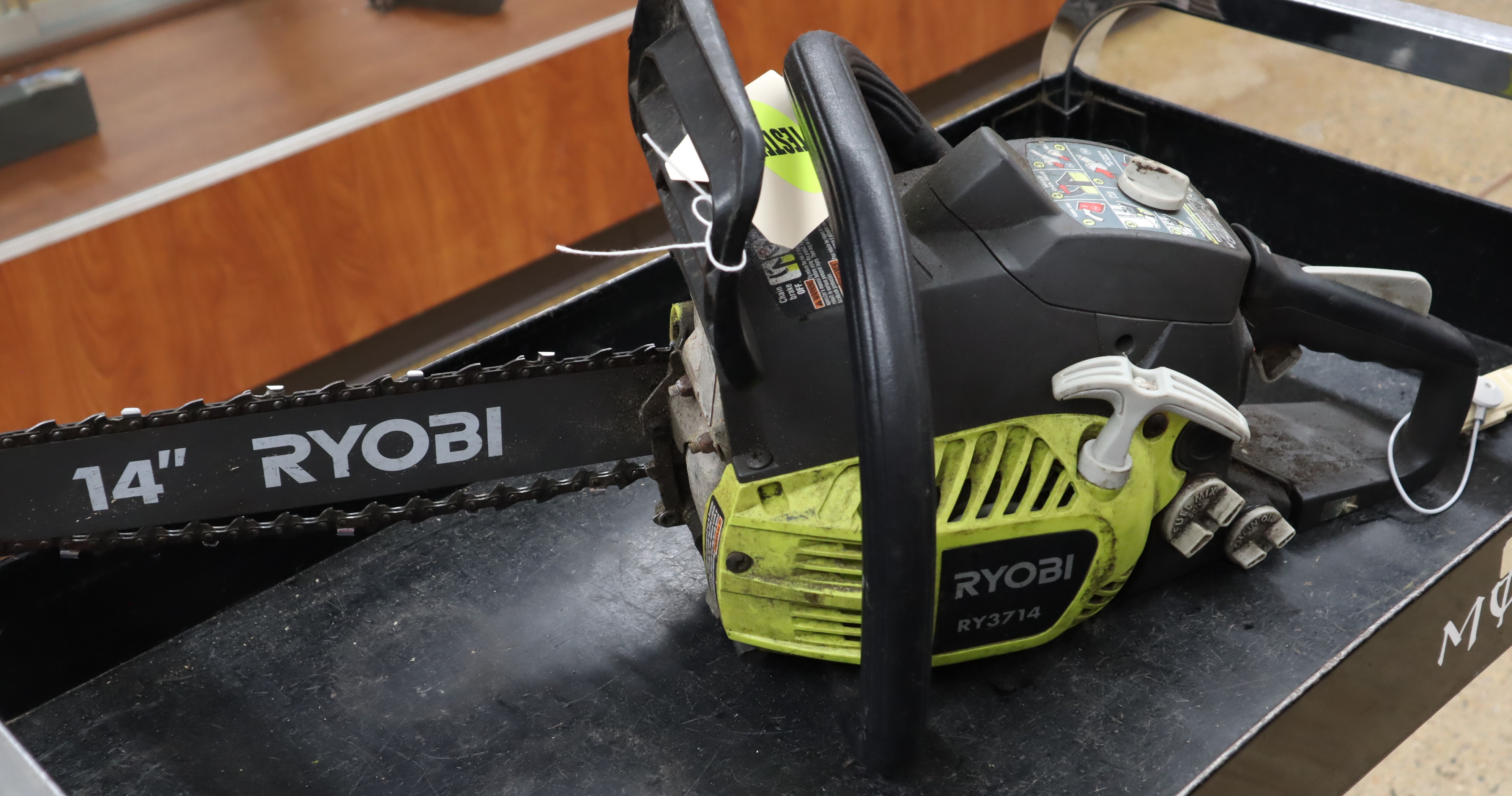 Ryobi RY3714 14 in. 37cc 2Cycle Gas Chainsaw Local Pickup In Store