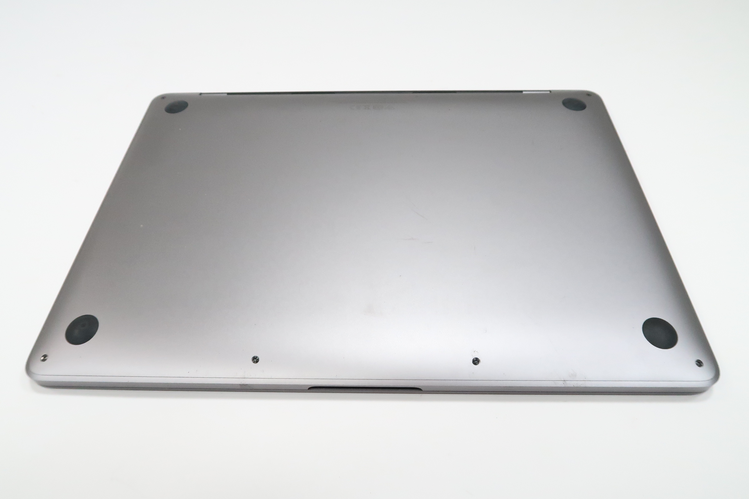 Apple MacBook Pro (2022) MNEH3LL/A M2 Chip 3.49Ghz 8GB RAM 256GB