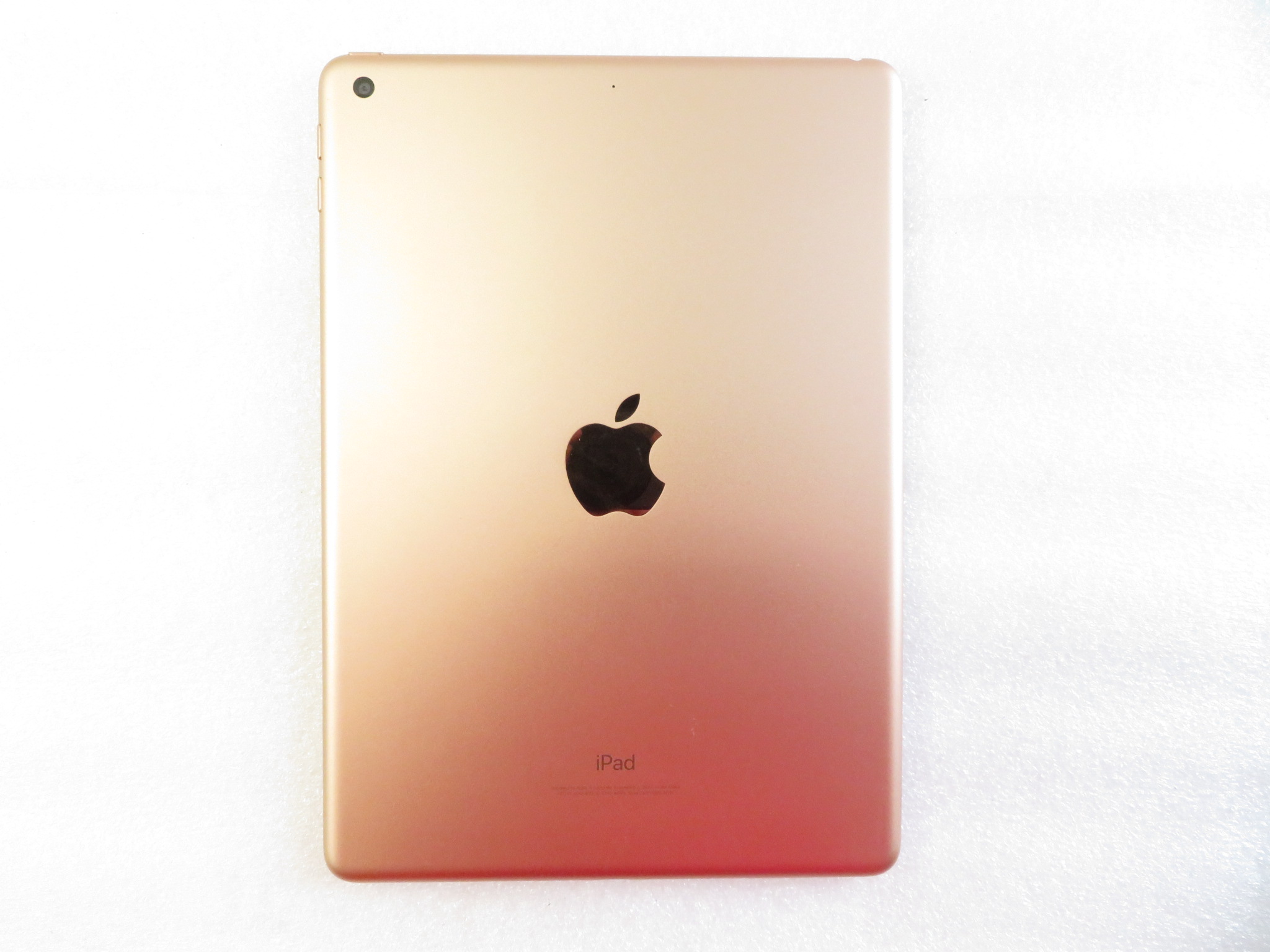 Apple A1893 iPad 6th Generation Gold MRJN2LL/A 32GB 9.7 Apple A1893 iPad 6th Generation Gold MRJN2LL/A 32GB 9.7