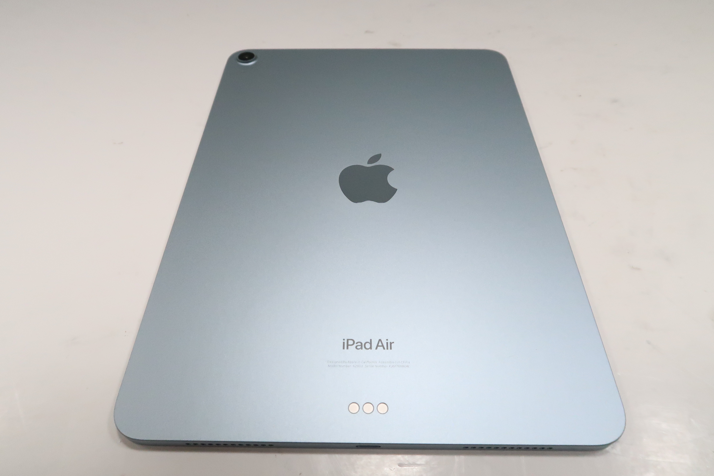 Apple MUWD3LL/A iPad Air M2 Chip 128GB WiFi 11