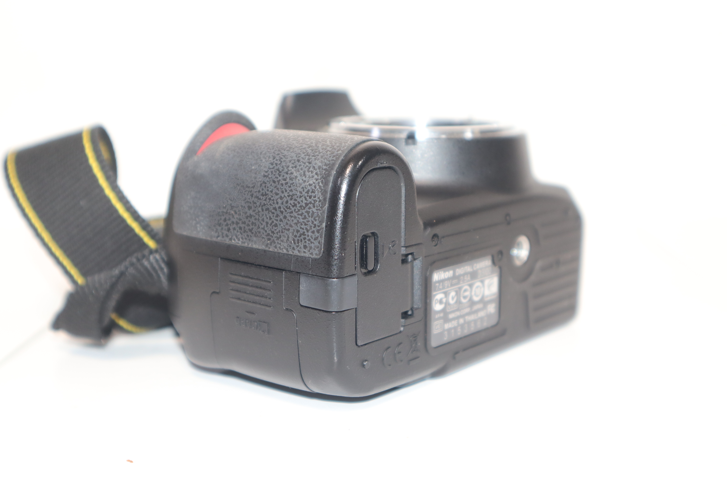 Nikon D3100 DSLR Camera 3562/DX VR AF-S Nikkor 18-55mm Lens