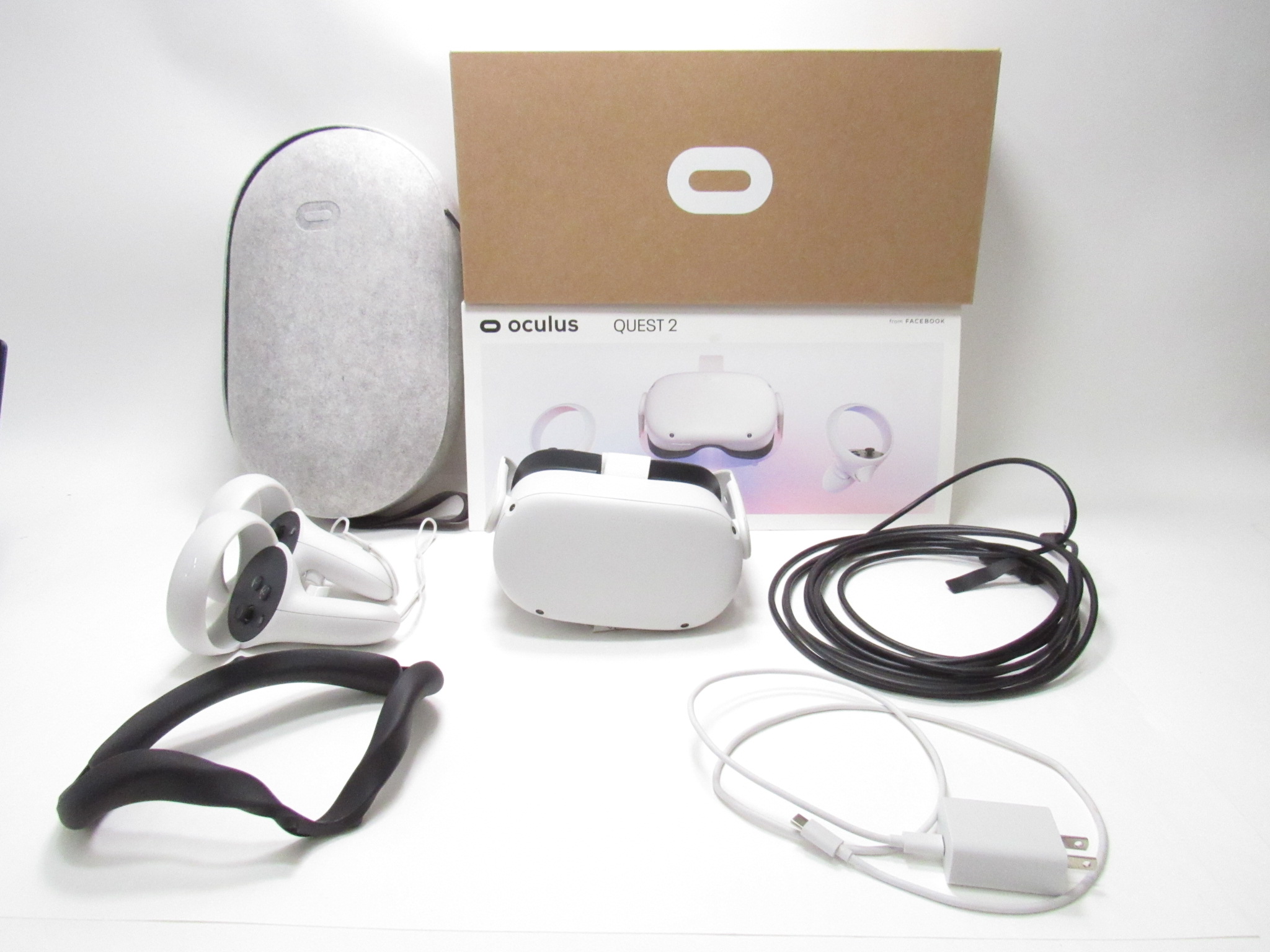 White Oculus Rift Oculus Quest2 64gb Oculus Quest KW49CM 64GB