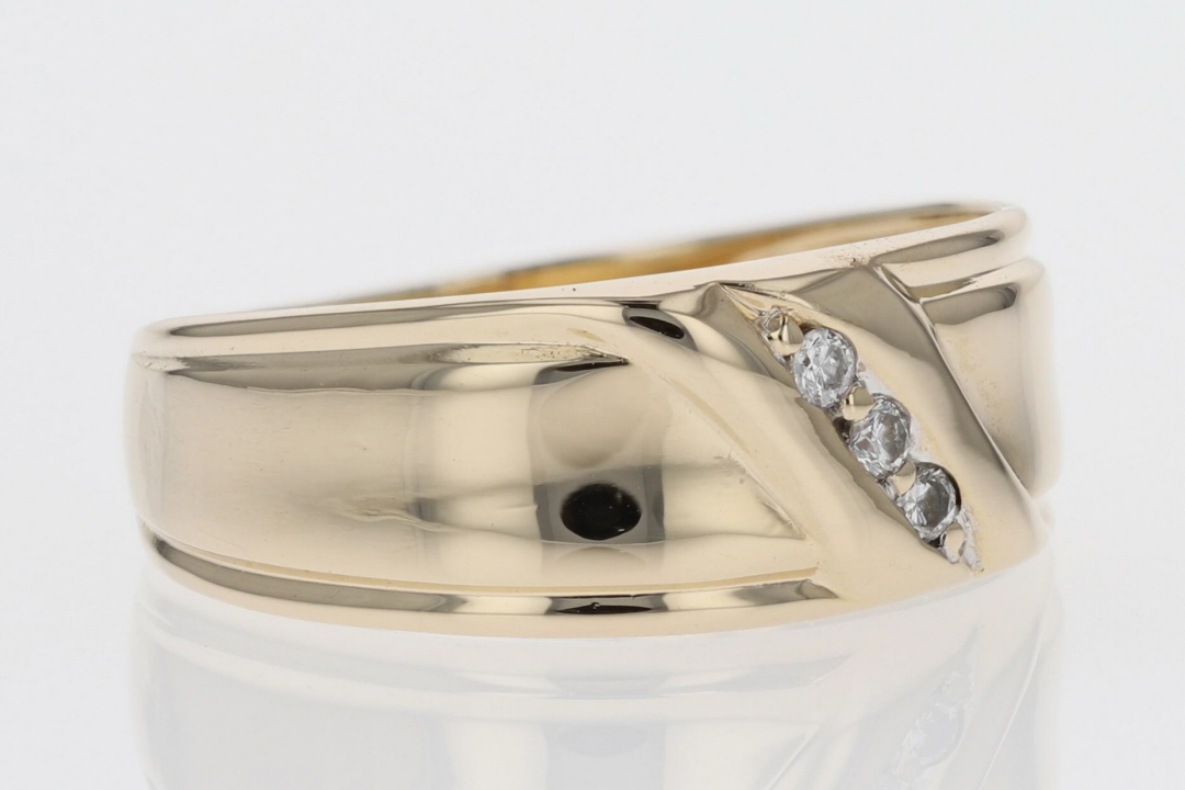 .05ctw Round Cut Diamond Prong Set Wedding Band Ring 14k Yellow Gold Size 7