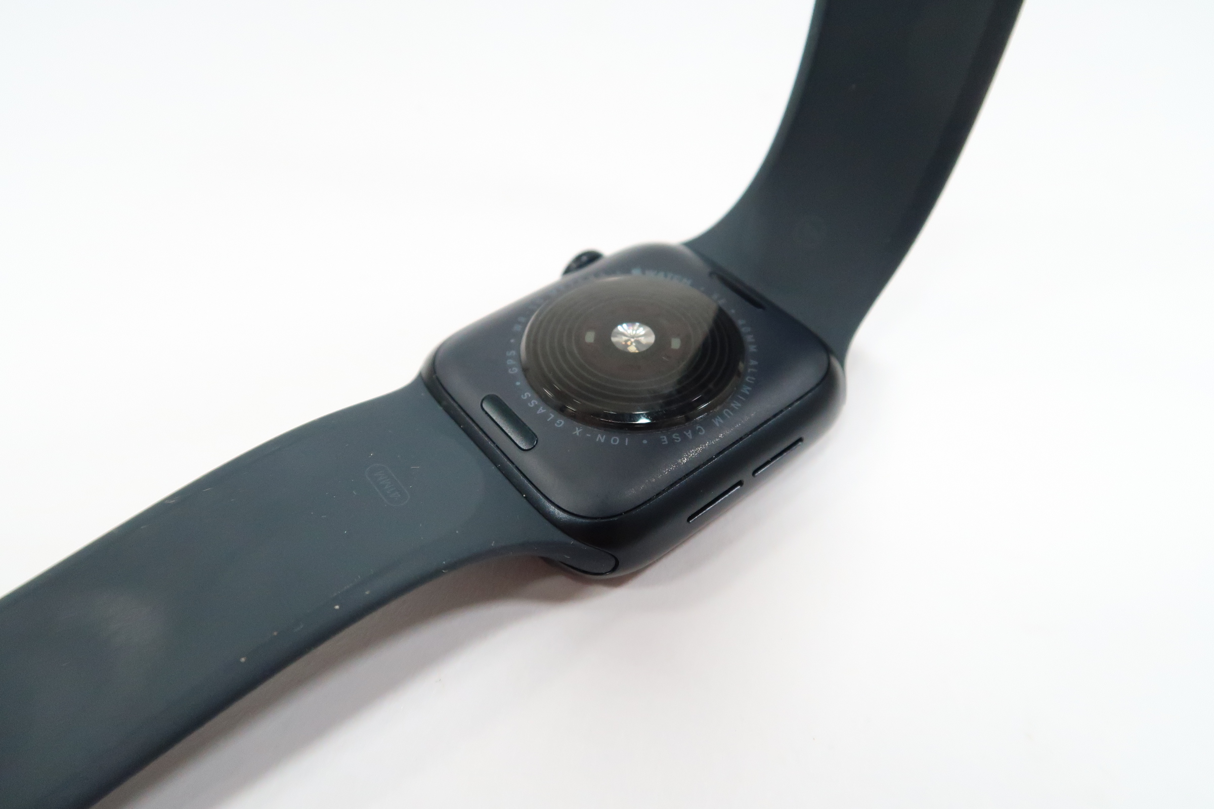 Apple Watch A2722 SE 2nd Generation 40mm GPS Smart Watch - Midnight 3935