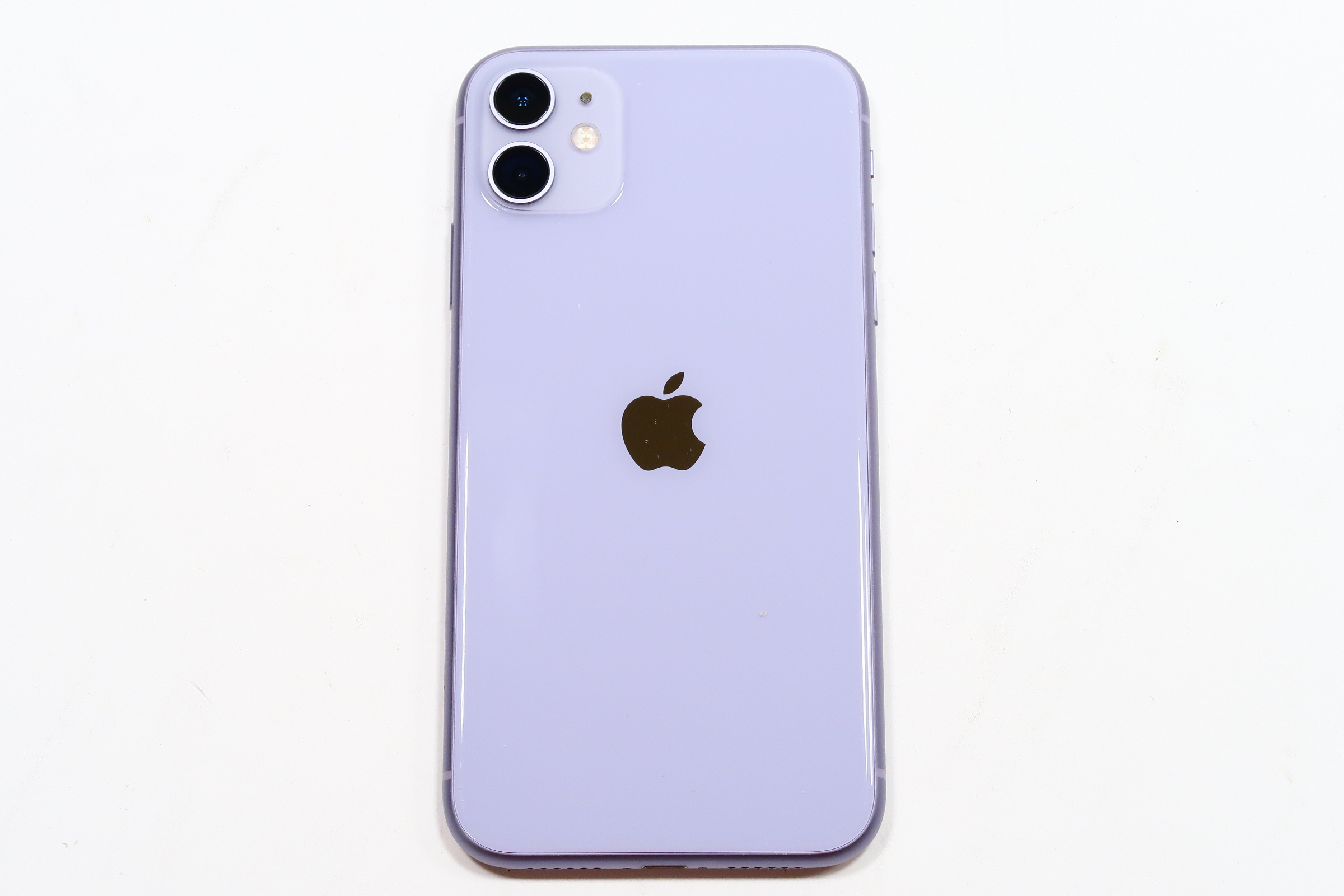 Apple iPhone 11 MHCV3LL/A 64GB Smartphone Unlocked Carrier