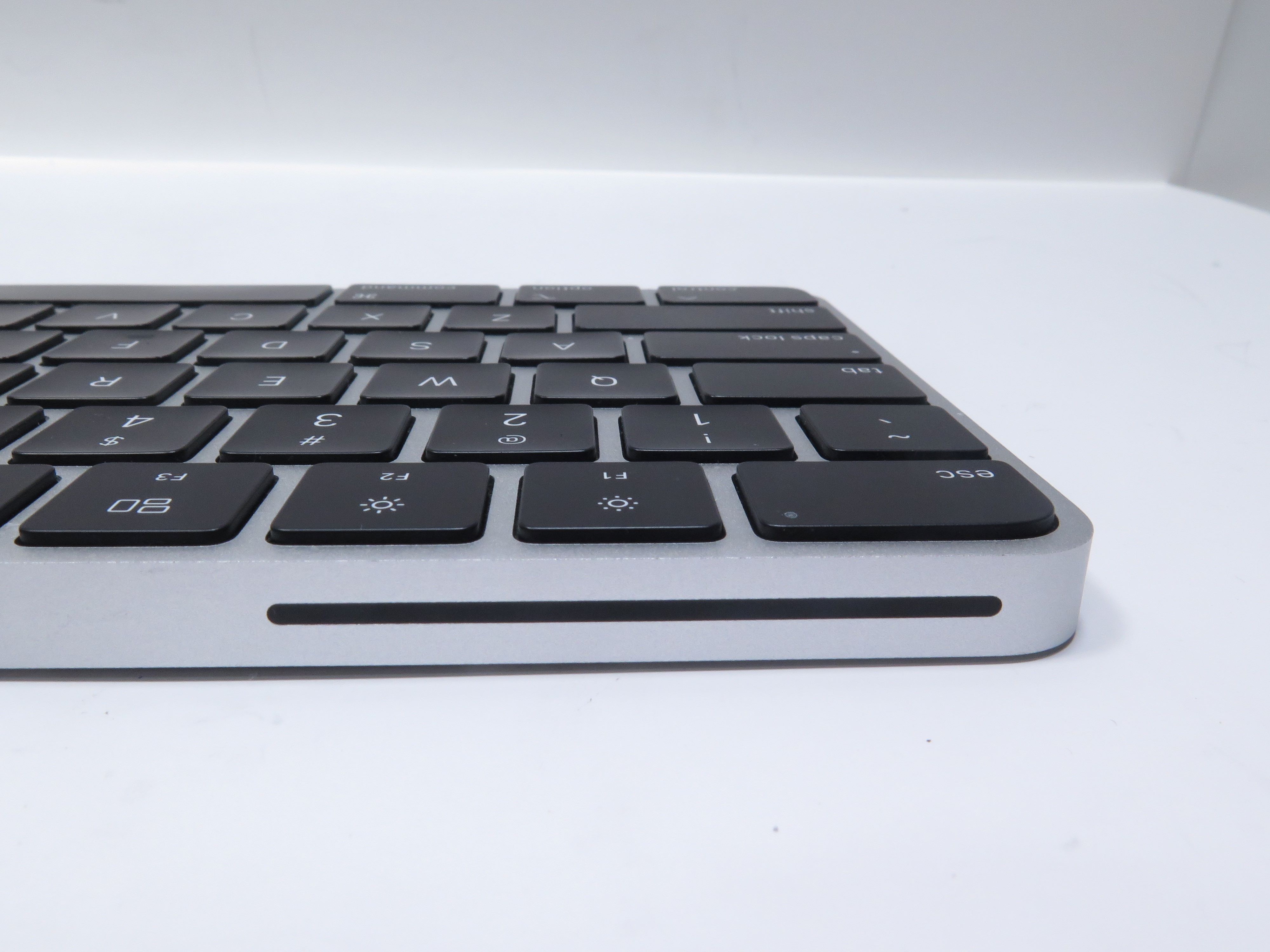 Apple A2520 Magic Keyboard Magic /Numeric Keypad US English - Black ...