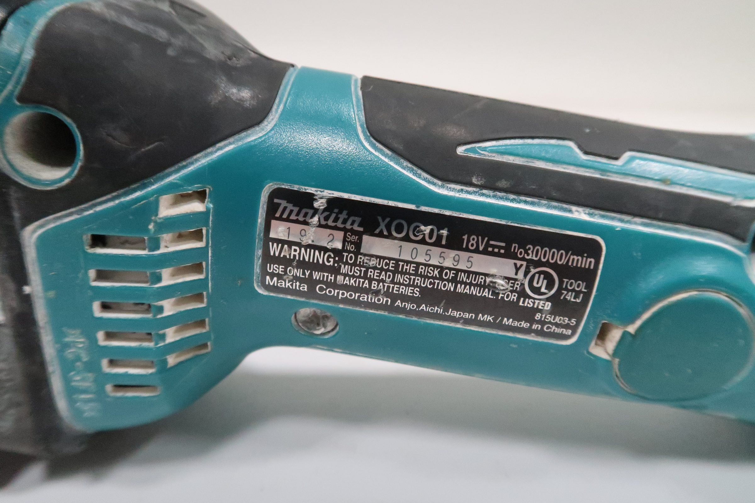 Makita XOC01 18V LXT LithiumIon Cordless Variable Speed CutOut Tool 5384