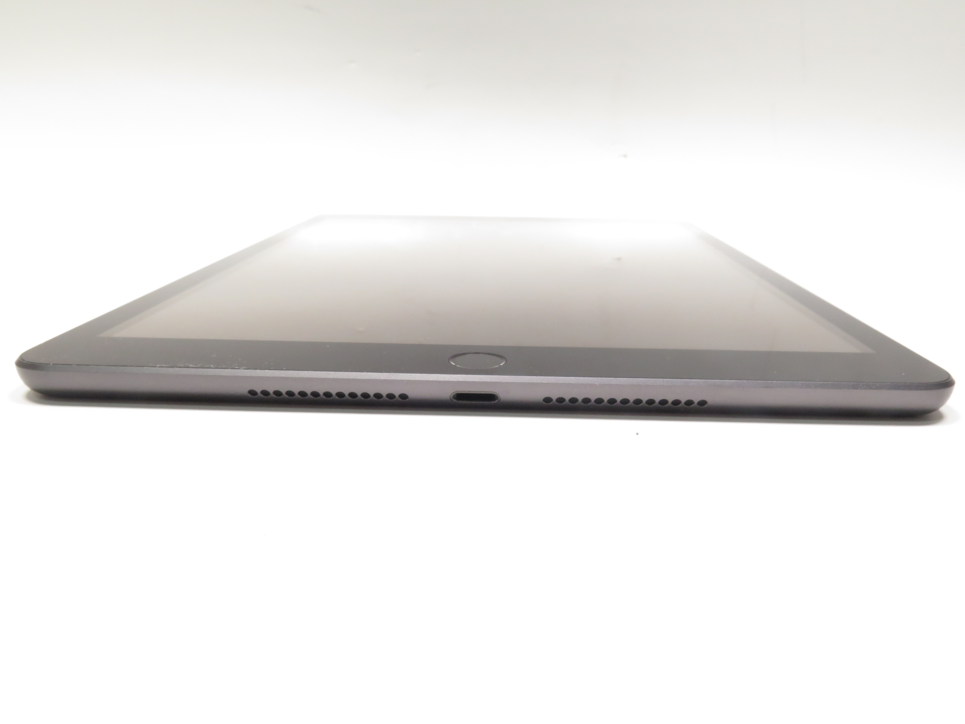 Apple MYL92LL/A iPad 8th Generation 32GB WiFi 10.2" - Space Gray 0148