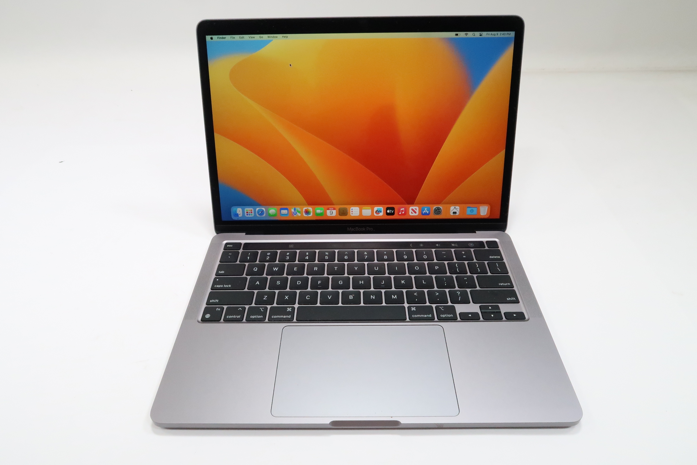 Apple MacBook Pro (2022) MNEH3LL/A M2 Chip 3.49Ghz 8GB RAM 256GB
