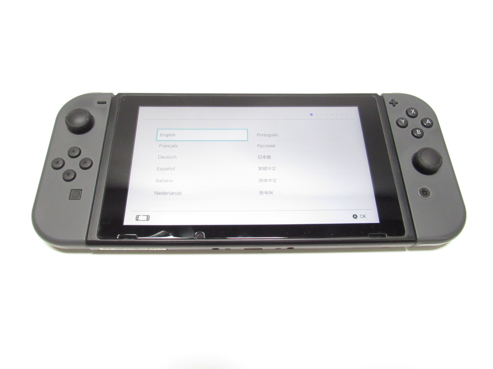 Nintendo Switch HAC-001 Handheld 6.2-inch Touchscreen Video Game