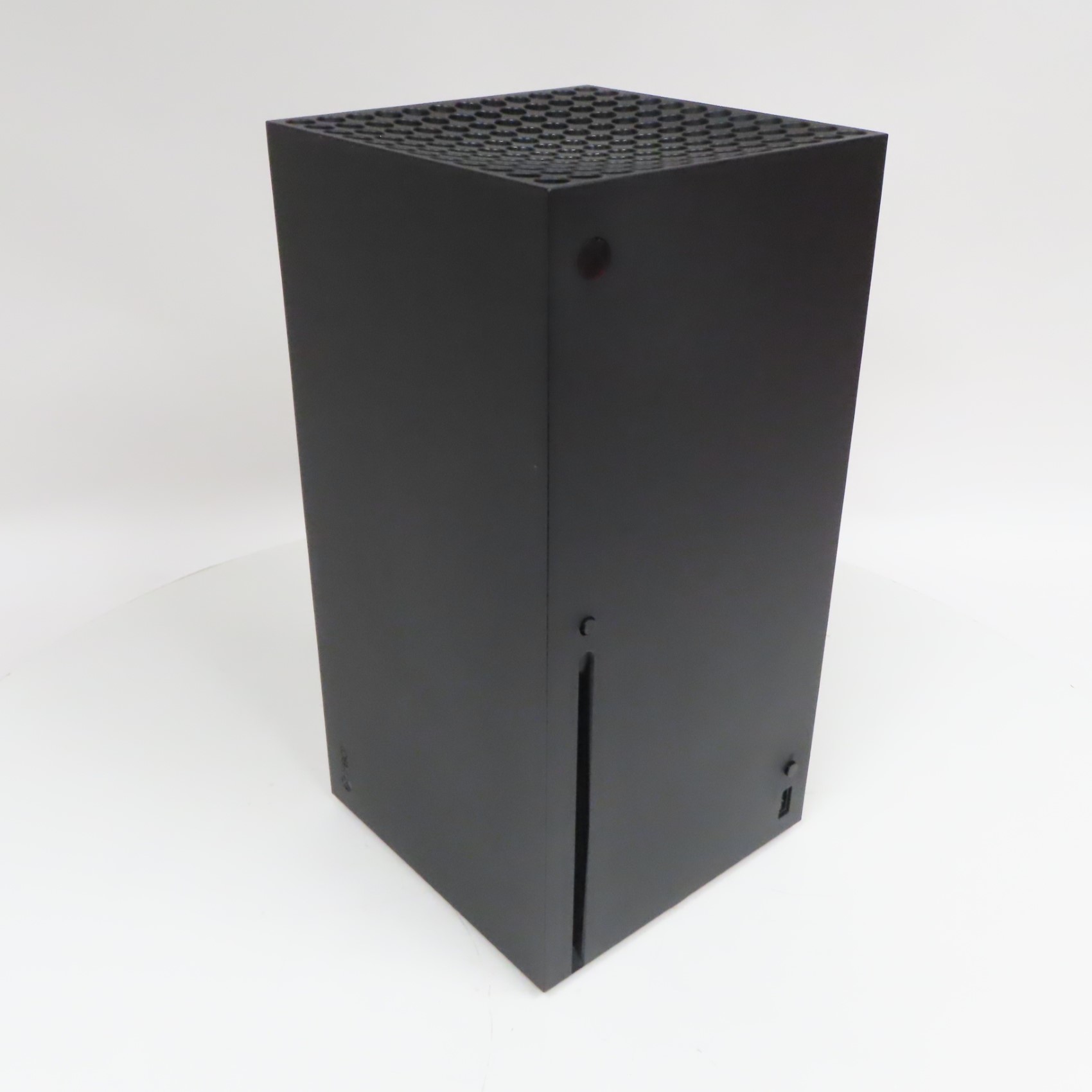 Microsoft 1882 Xbox Series X 1TB Video Game Console (2492)