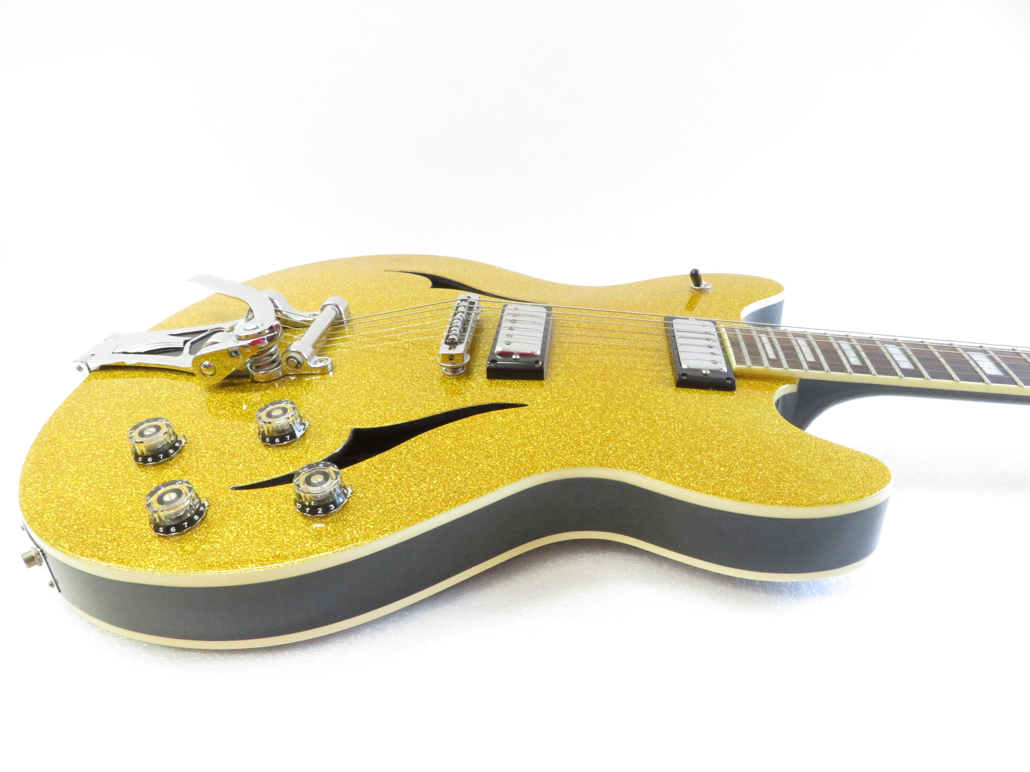 Peavey JF-2 EX Right Hand 6 String Right Hand Electric Guitar Gold