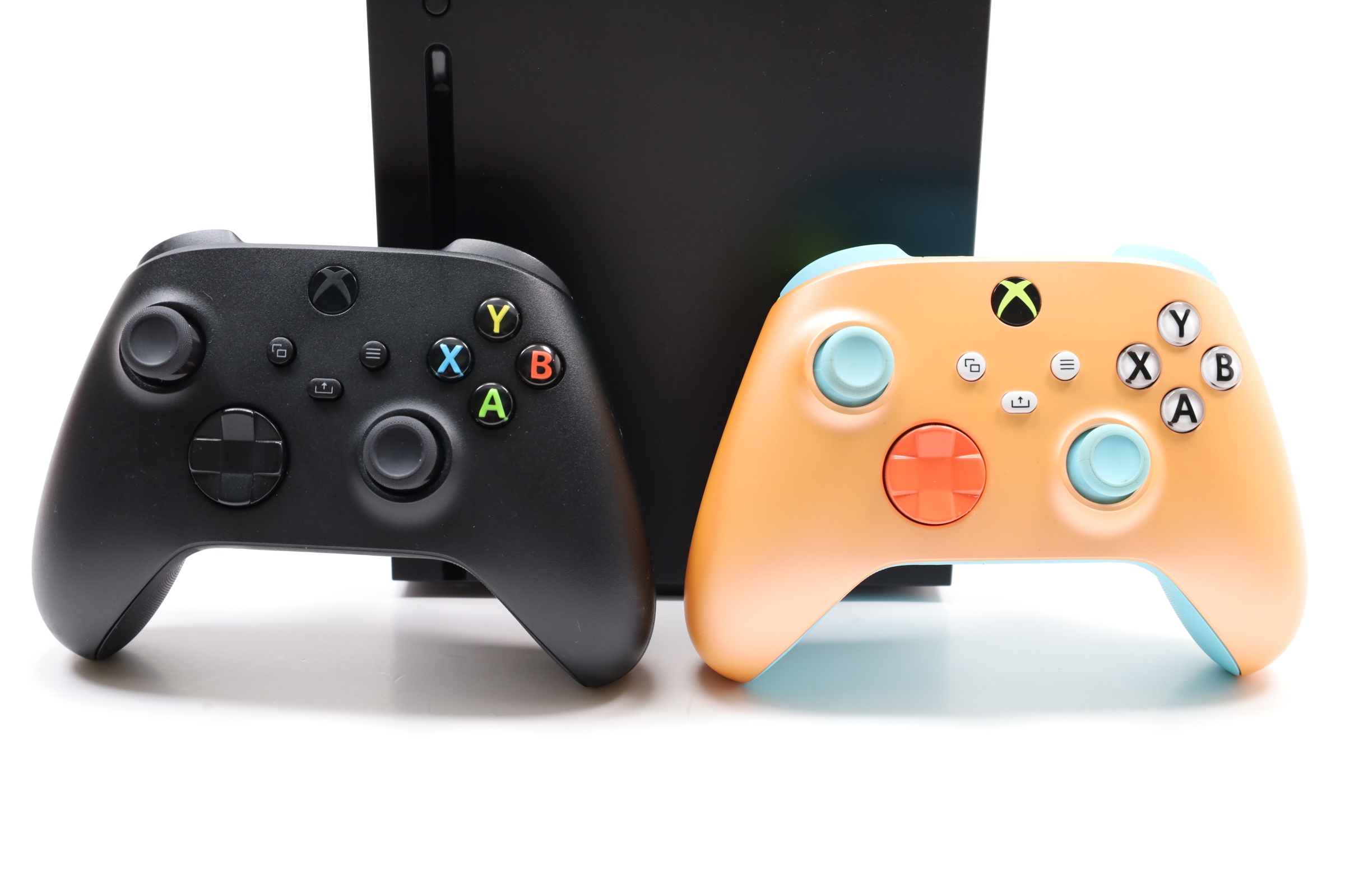 Microsoft Xbox Series X 1TB + 1TB Expansion 2 Controllers 4K Game ...
