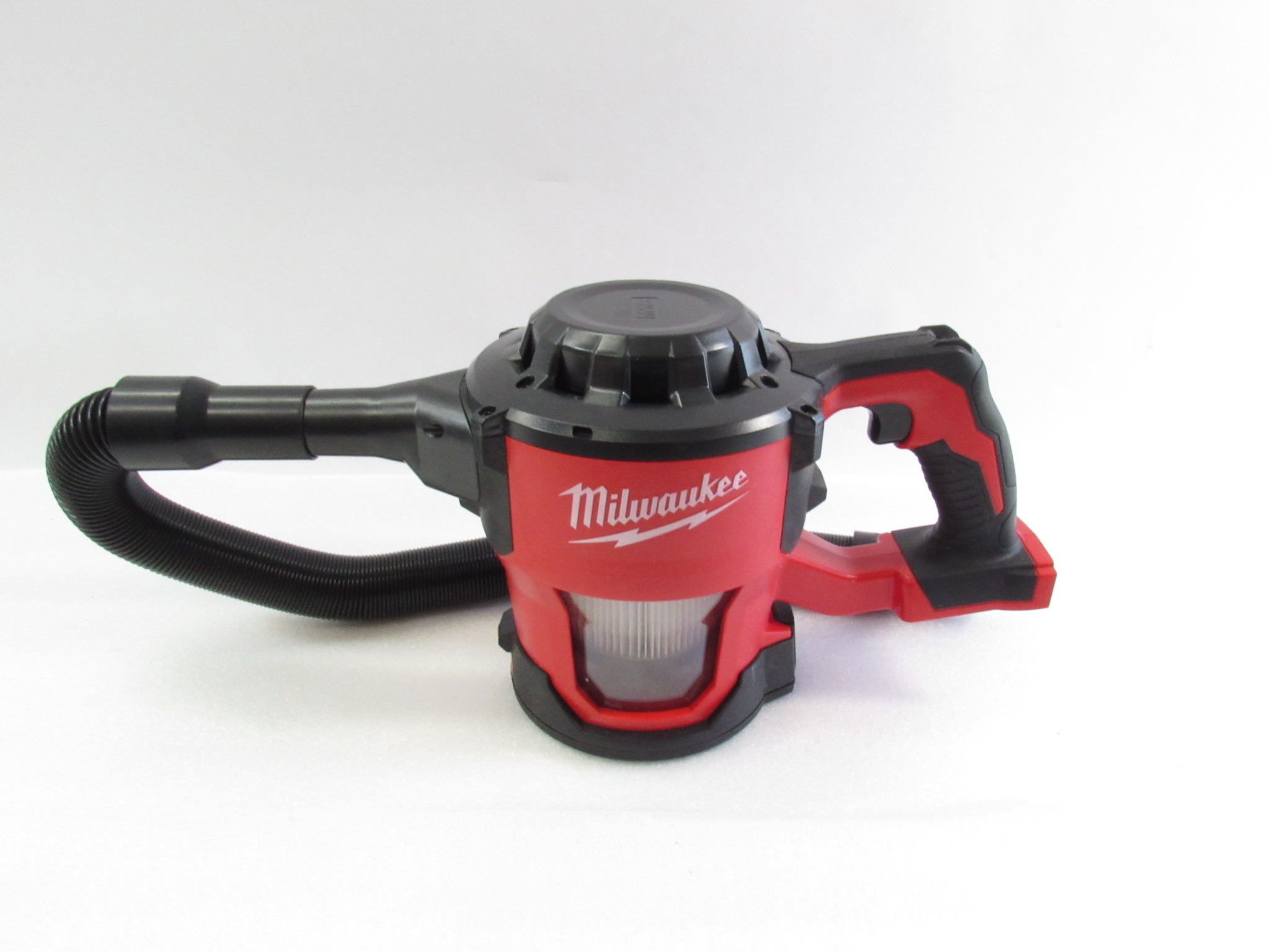 Milwaukee 0882-20 M18 Lithium Ion Cordless Compact 40 CFM Hand Held Vacuum