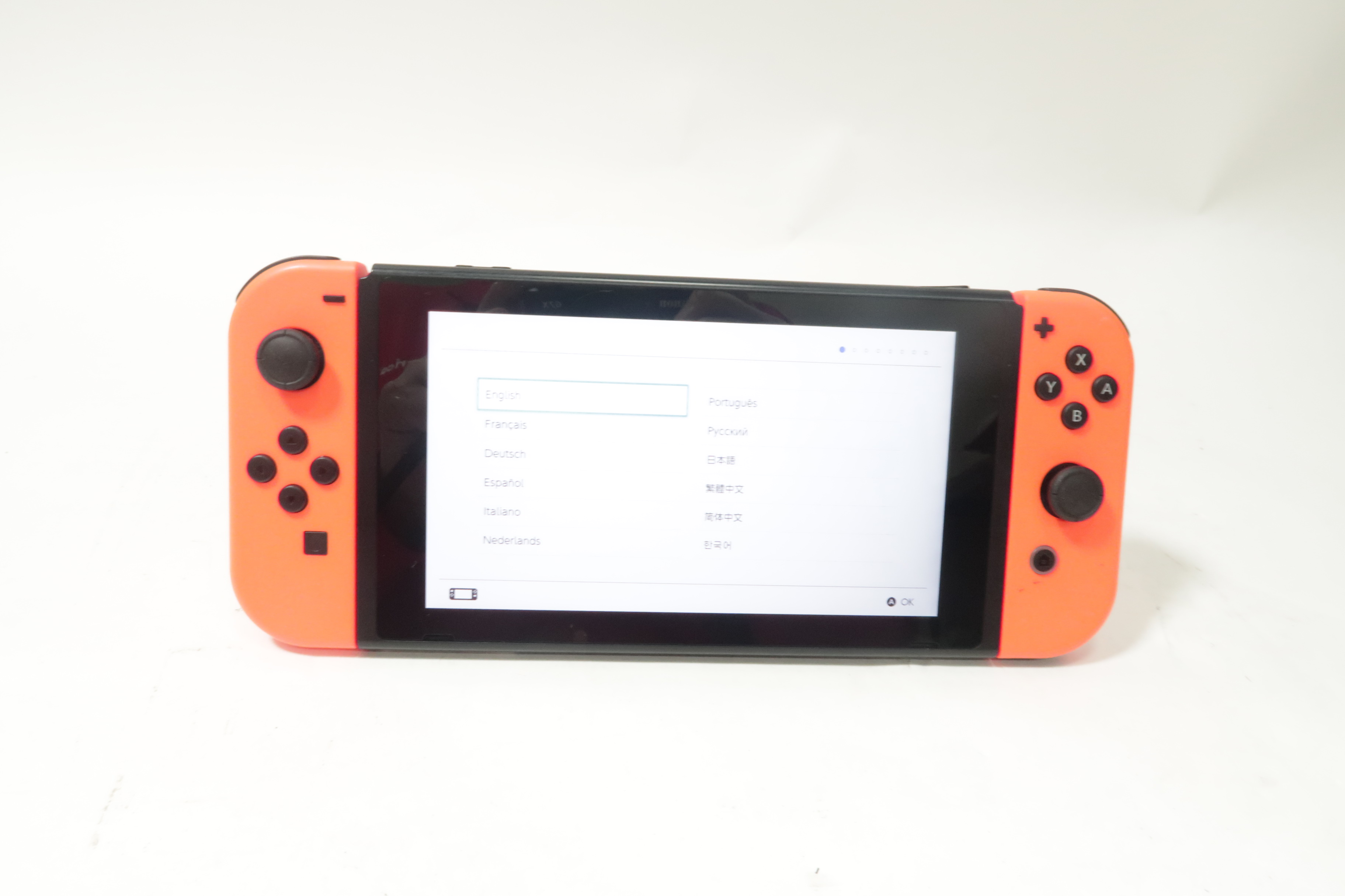 Nintendo Switch HAC001 Handheld 6.2inch Touchscreen Video Game