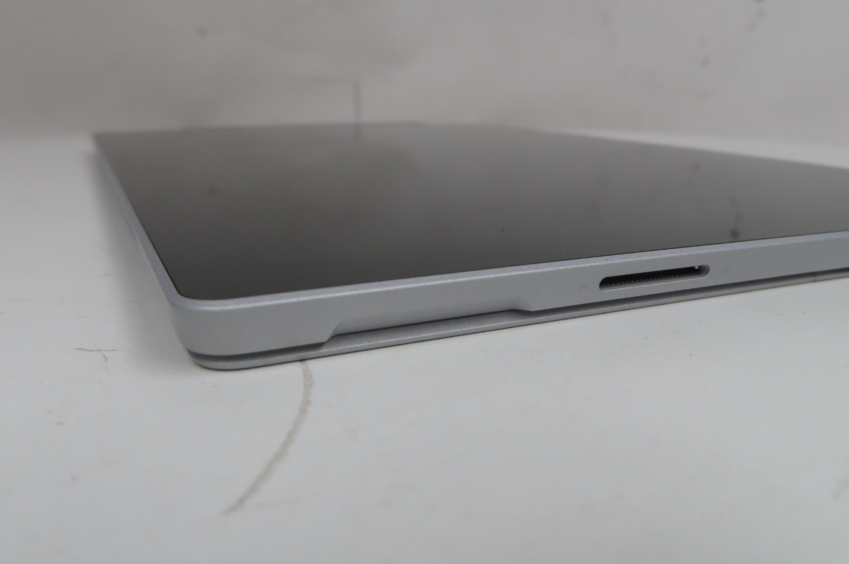 Microsoft 1960 Surface Pro 7 Core i3-1005G1 1.2GHz 8GB RAM 128GB