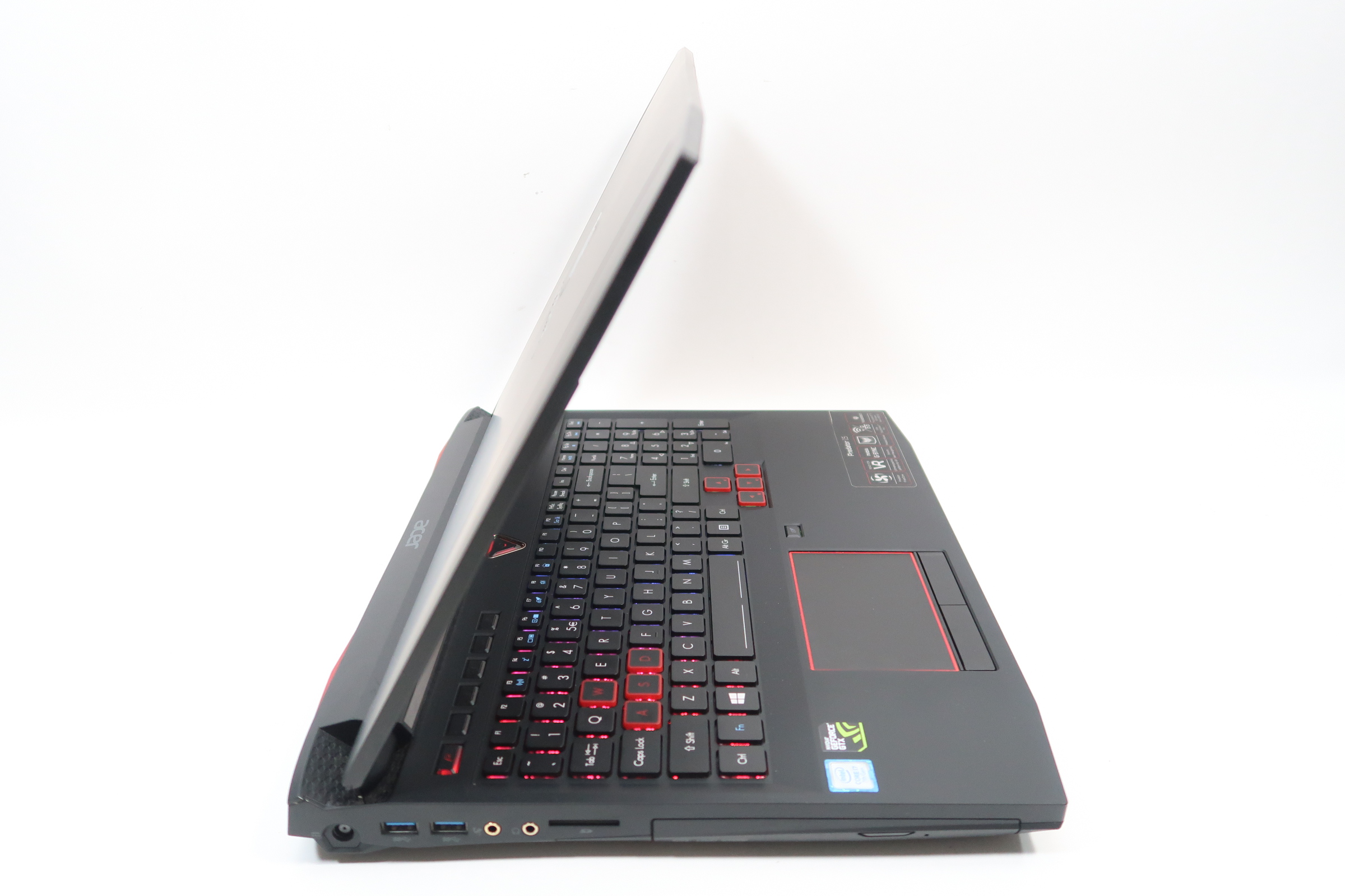 Acer Predator 15 N15P3 i7-7700H@2.8GHz GTX 1070 16GB RAM 256GB