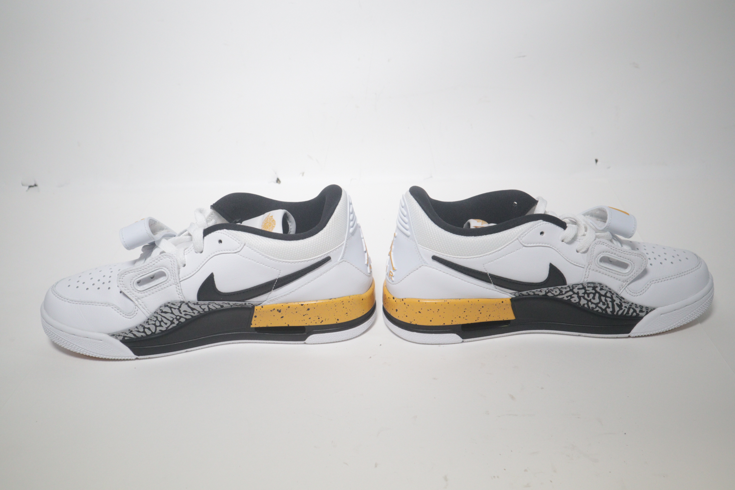 Nike Air Jordan Legacy 312 Low CD7069 107 Wht/Blk/Yellow  display picture 1