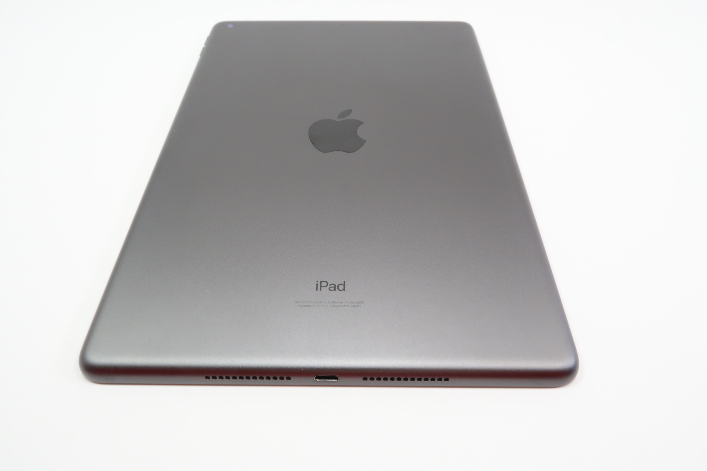 Apple iPad 9th Gen A2602 MK2K3LL/A 64GB Wi-Fi 10.2