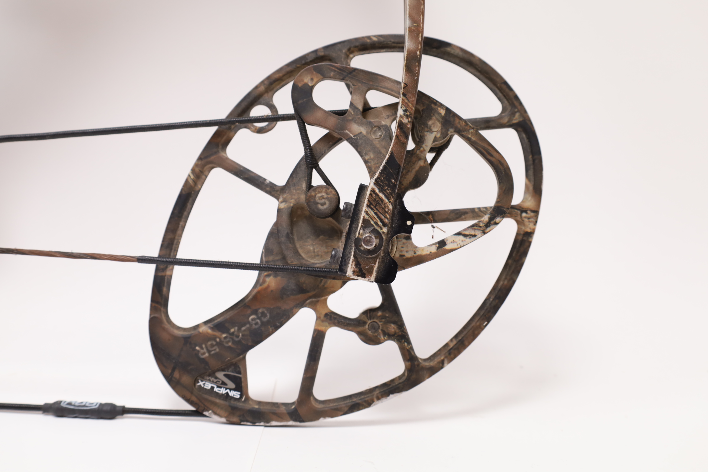 Mathews Creed 5070lbs 328 FPS RightHanded Compound Hunting Bow
