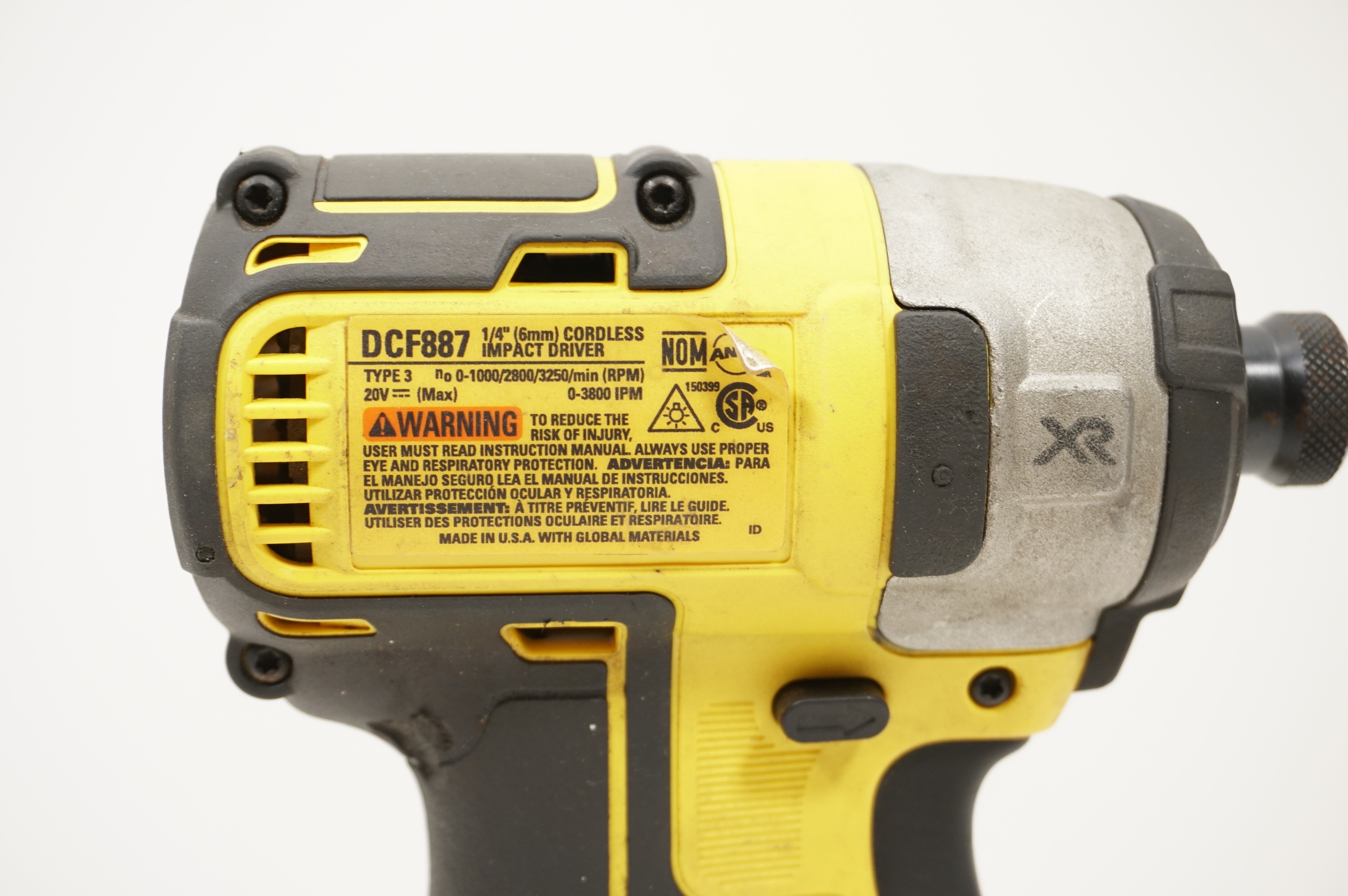 DeWalt DCF887 20V MAX XR Cordless Brushless Li-Ion 3-Speed 1/4