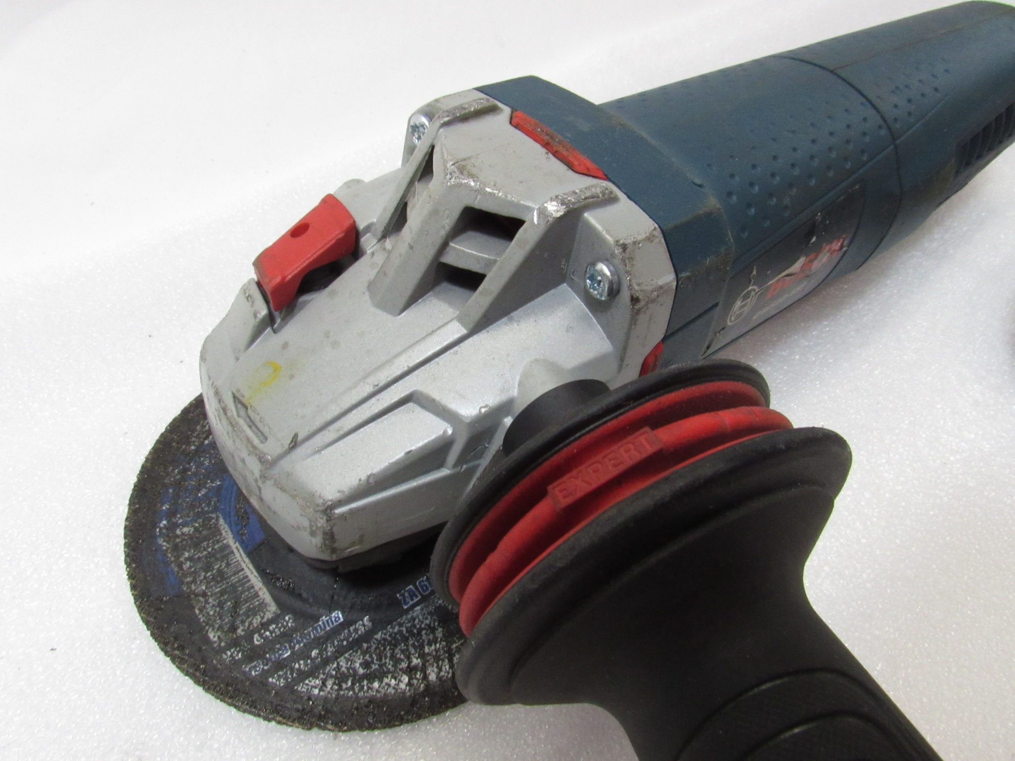 Bosch GWS 1045P 41/2" Angle Grinder