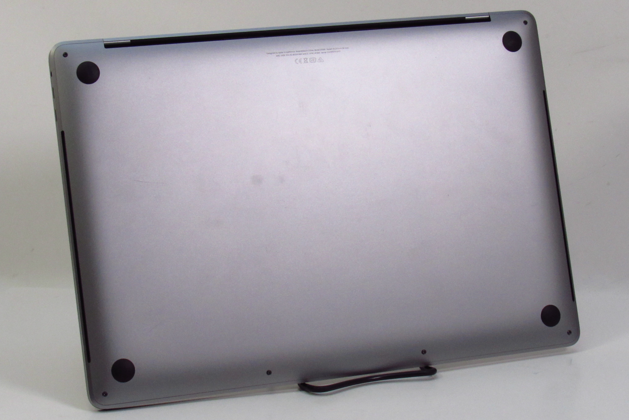 Apple MacBook Pro MV902LL/A Intel Core i7-9750H 2.6GHz 16GB RAM