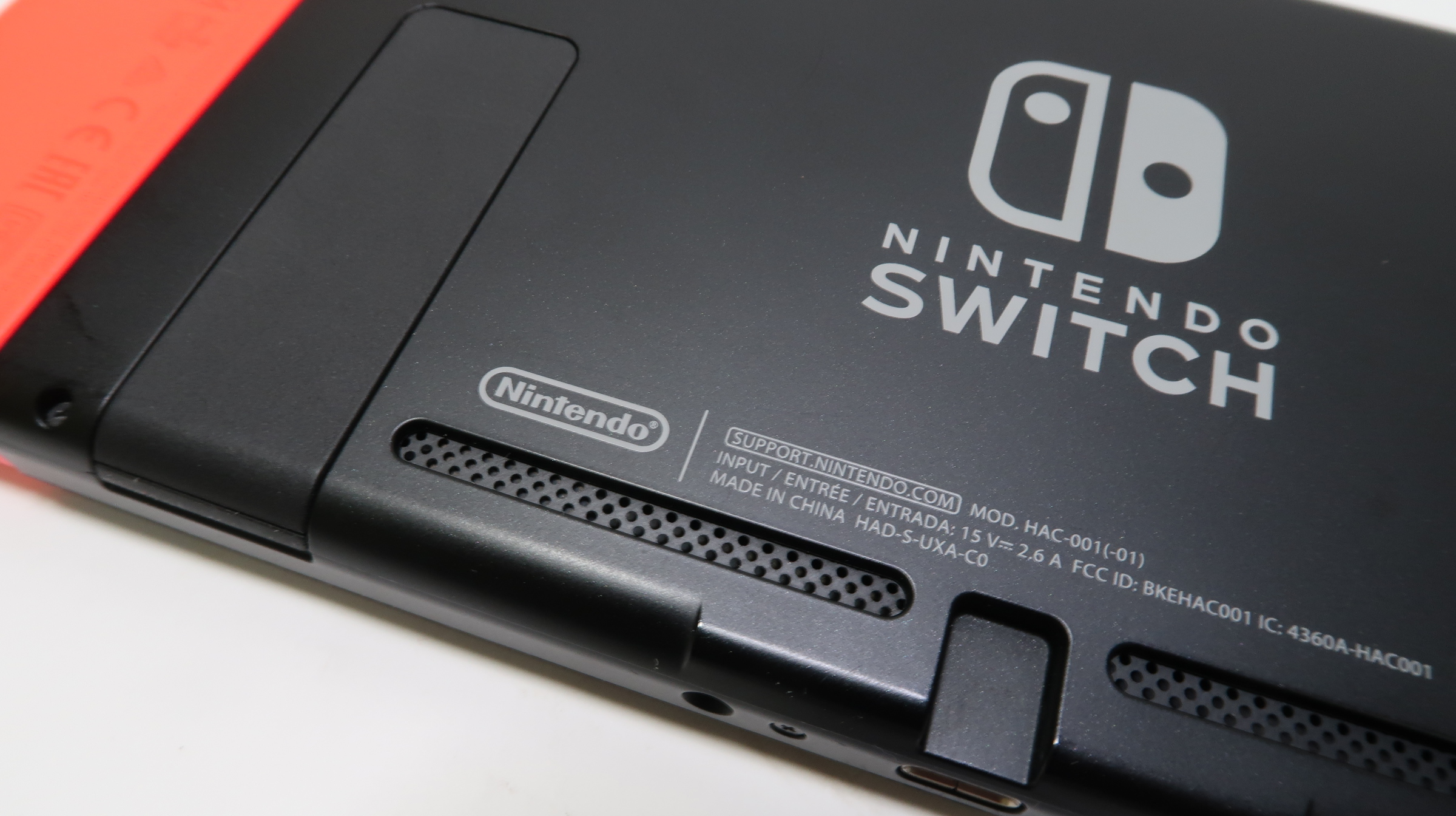 Nintendo Switch HAC-001(-01) 32GB Video Game System Switch